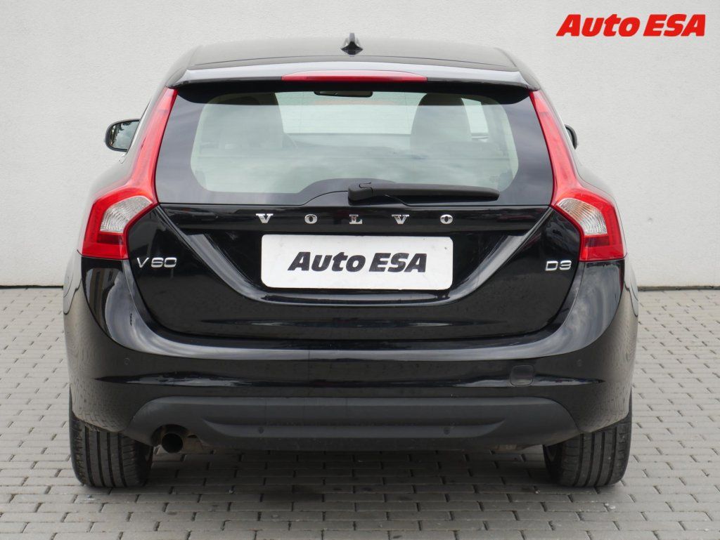Volvo V60, 2.0D - fotka 5