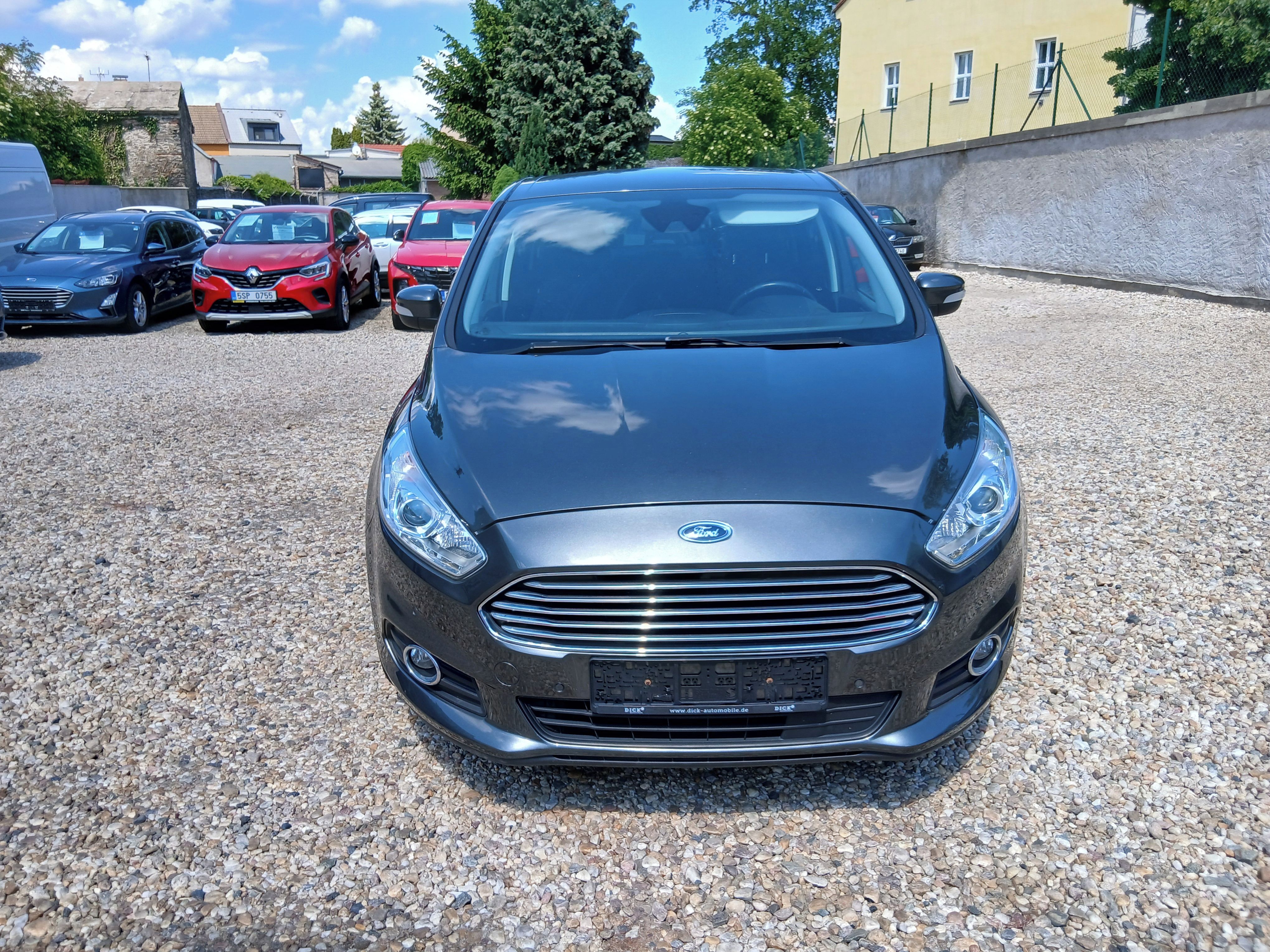 Ford S-MAX, 2.0TDCi 110KW Tažné, 5míst - fotka 2