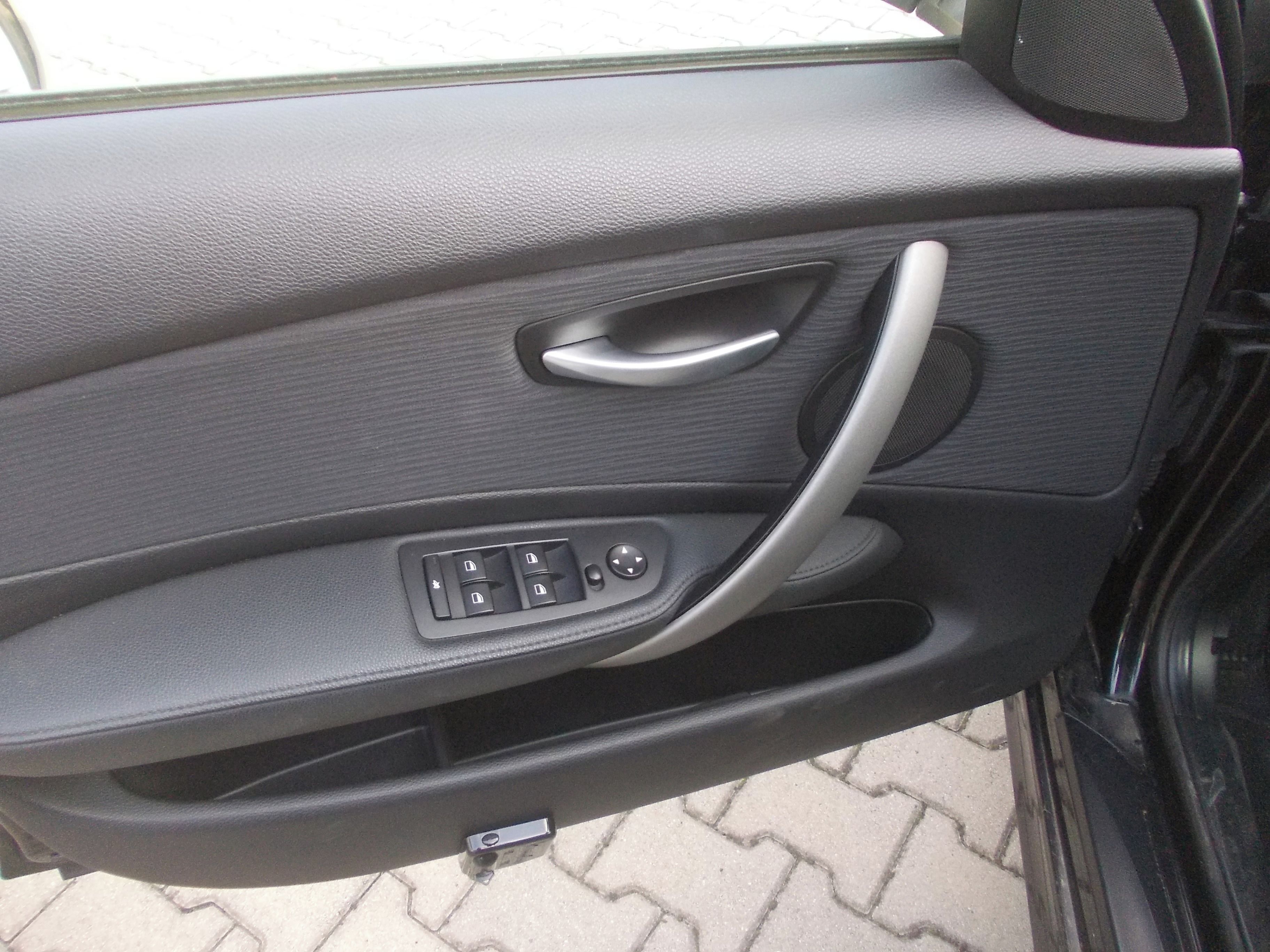 BMW Řada 1, 118D 105KW - fotka 5