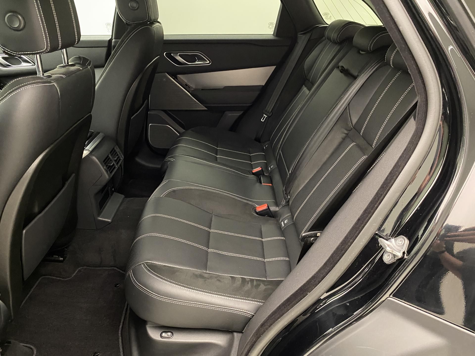 Land Rover Range Rover Velar, D300 SE R-DYNAMIC AWD AUT - fotka 5