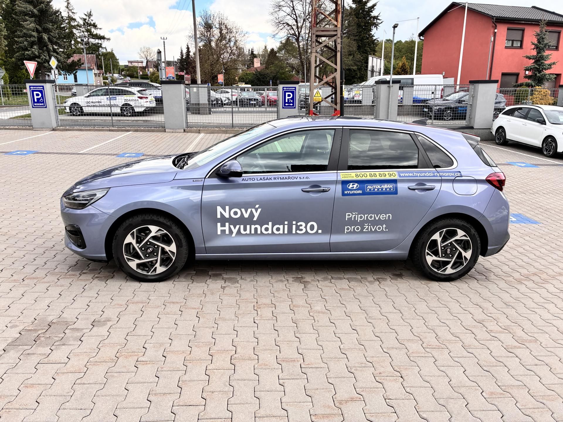 Hyundai i30, HB 1.0T-GDI 74kW DCT STYLE - fotka 4