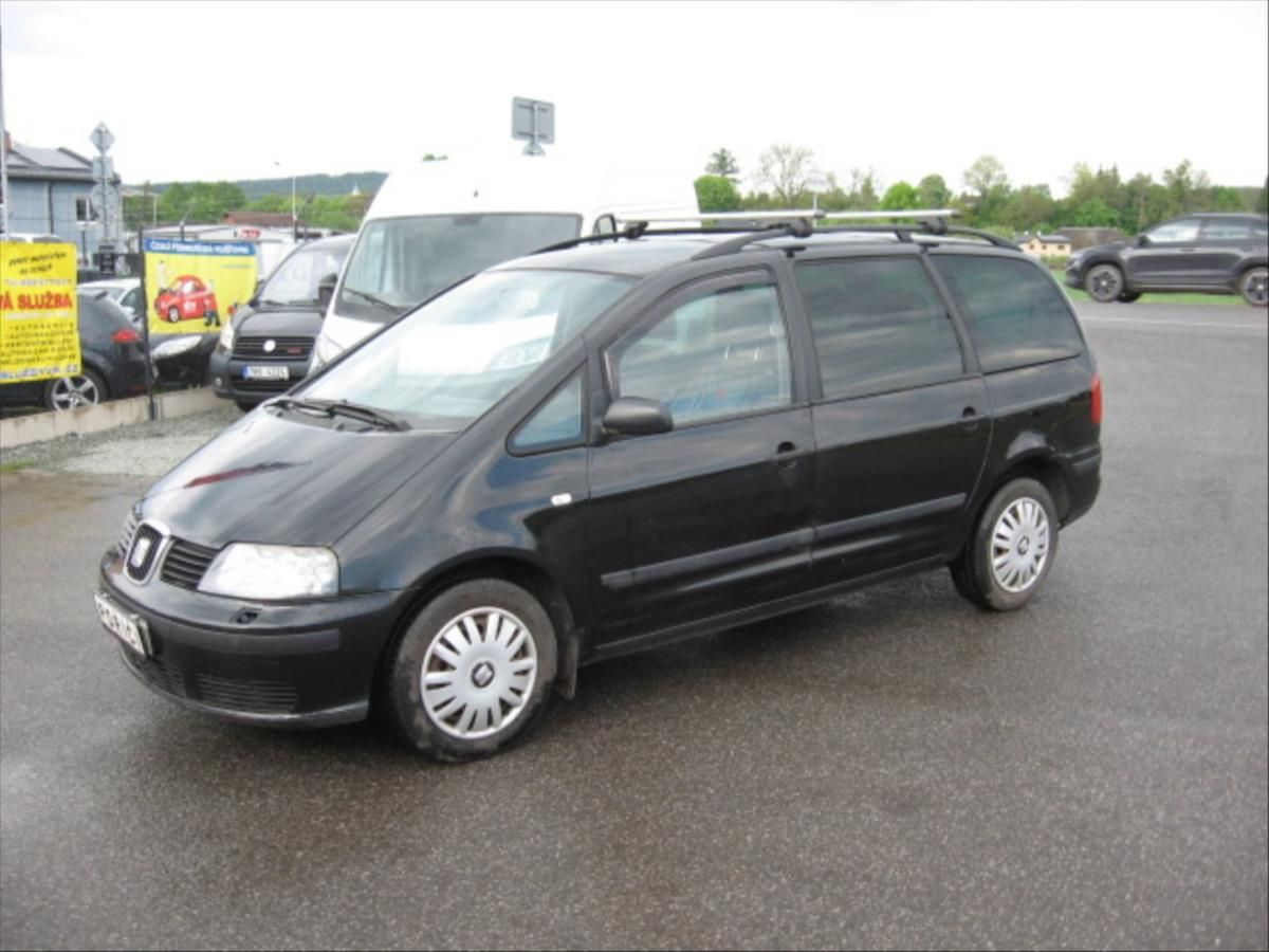 Seat Alhambra, 1,9 TDi 7 Míst - fotka 2