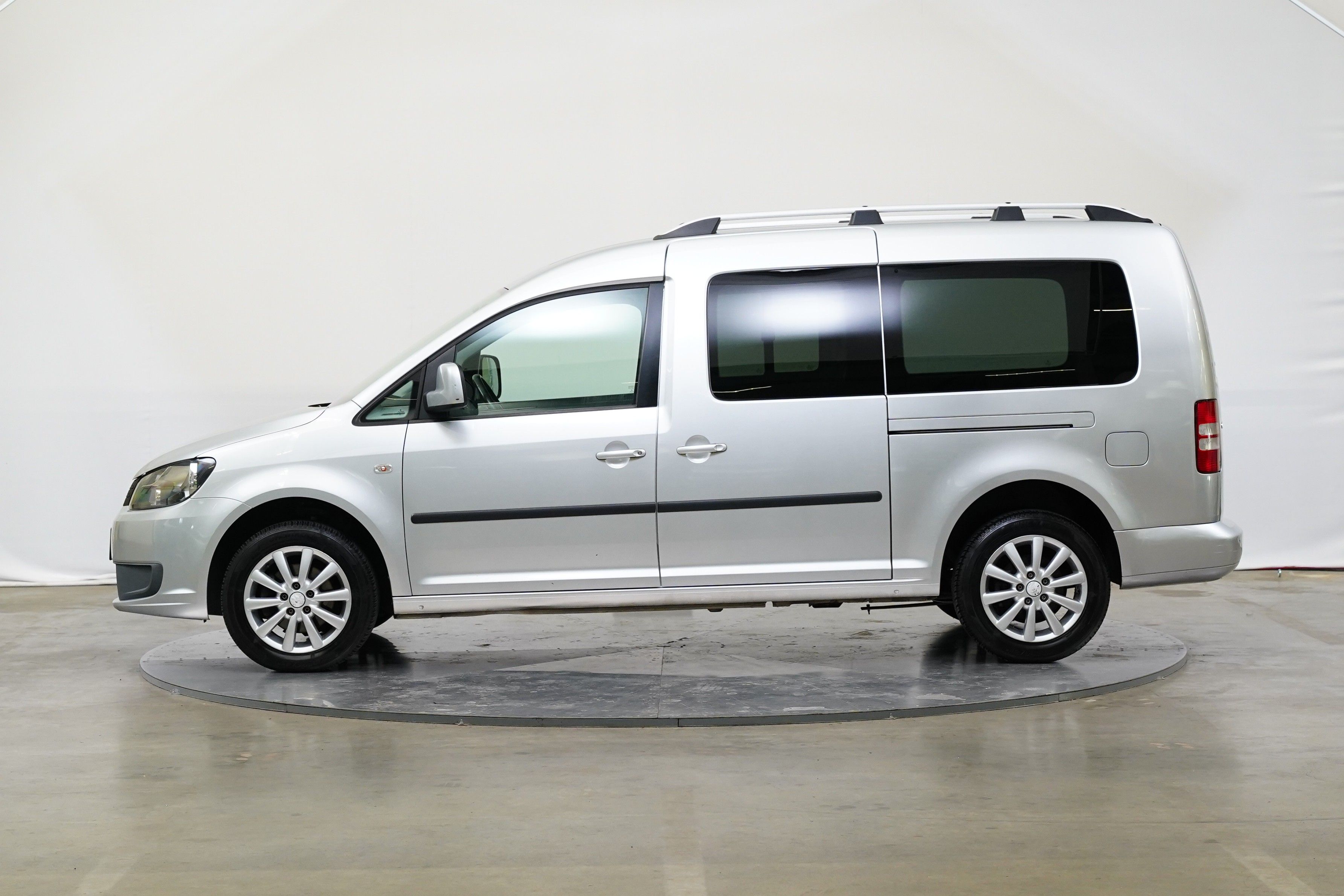 Volkswagen Caddy, 1.6 TDI 75 kW Trendline Maxi - fotka 3