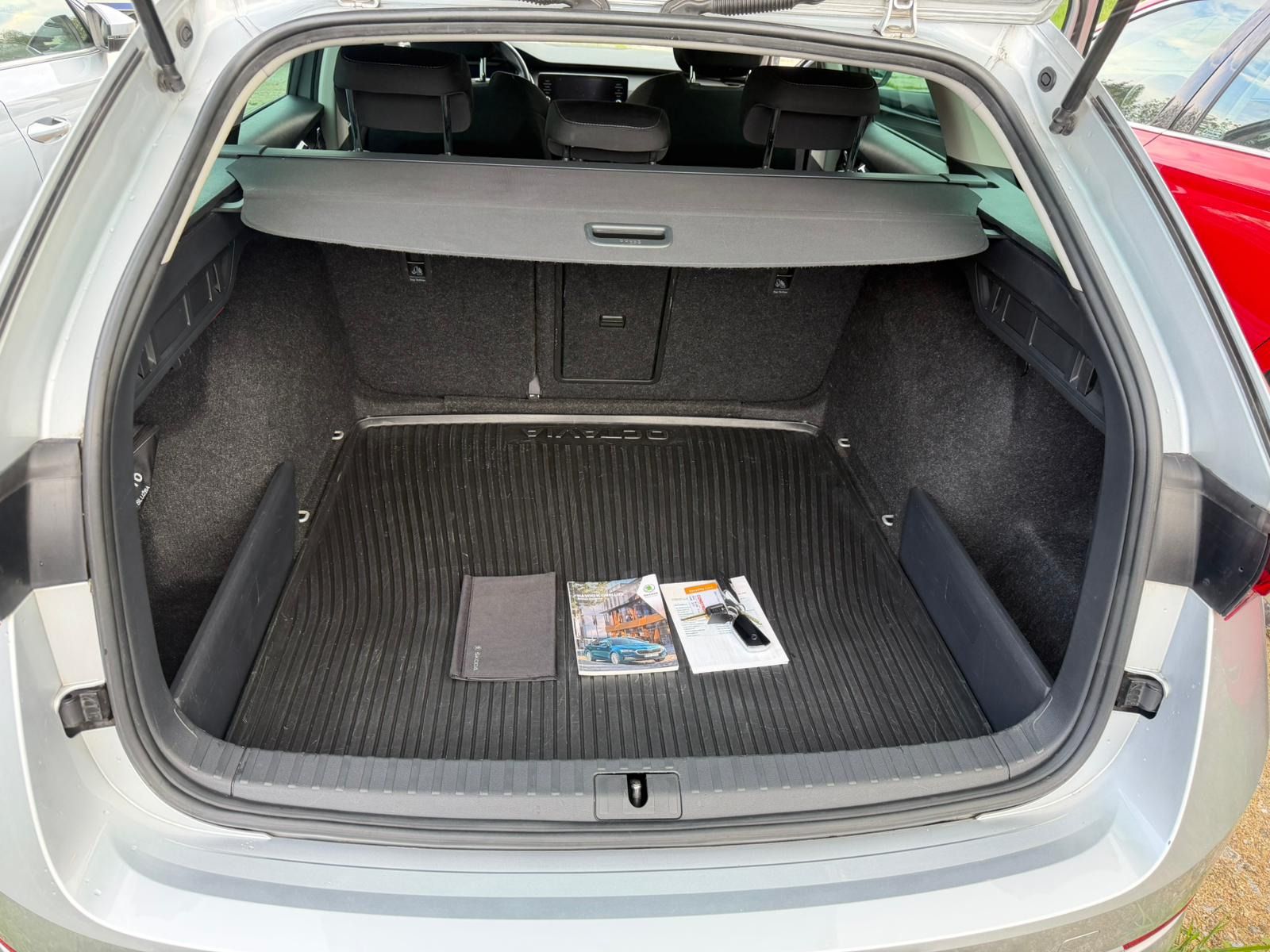 Škoda Octavia, 2,0TDi,ambient+,CZ,M6,1maj,DPH - fotka 5