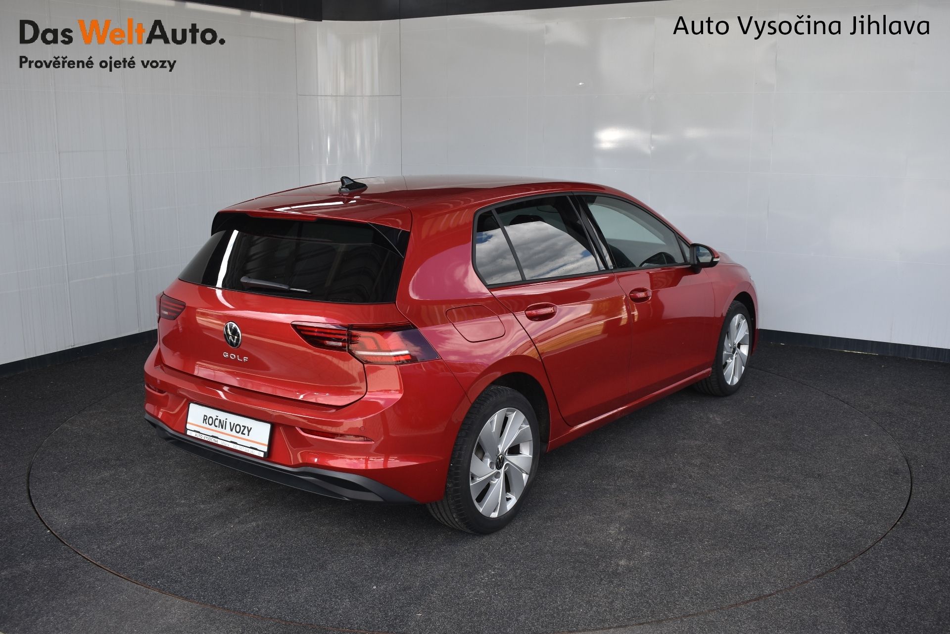 Volkswagen Golf, 1.5TSI 85kW, LED,CZ,1.Majitel - fotka 2