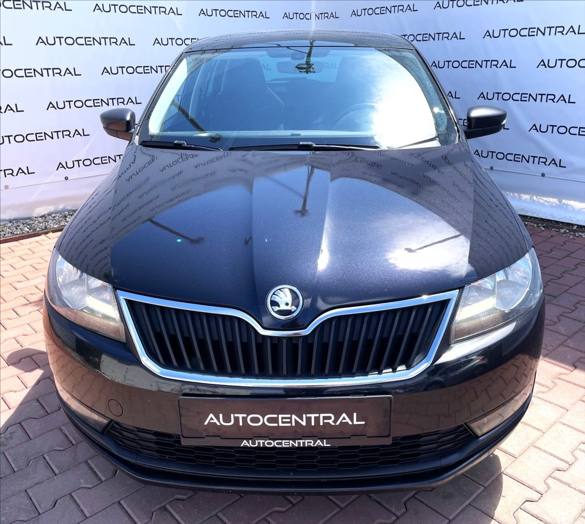 Škoda Rapid, 1,0 TSi,serv.hist.,DPH,STK 3/2 - fotka 2