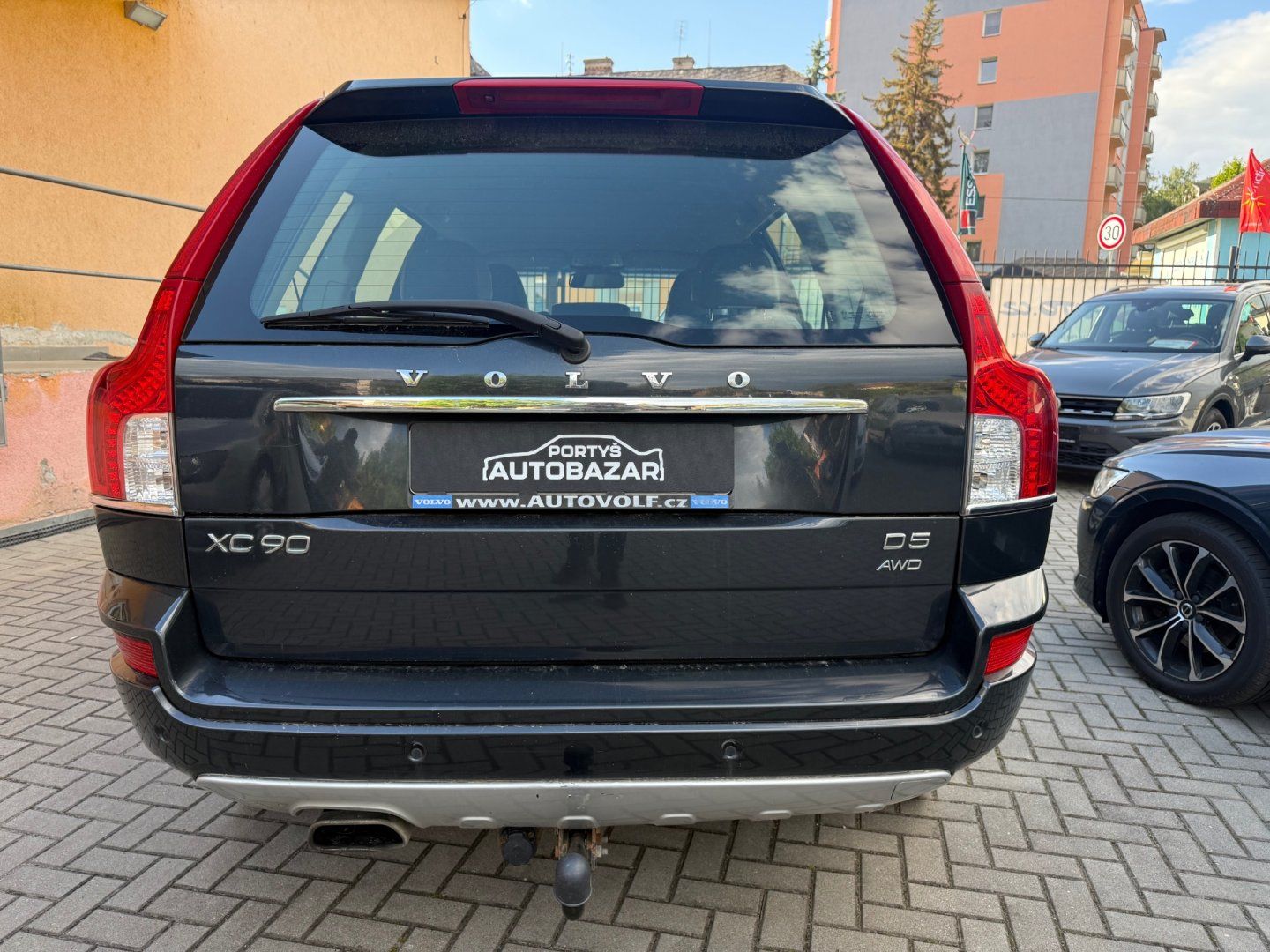Volvo XC90, D5 2.4d 4x4 - fotka 5