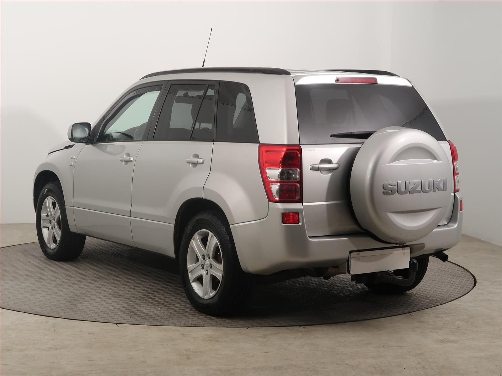 Suzuki Grand Vitara, 1.9 DDiS, 4X4, po STK, Tažné - fotka 4