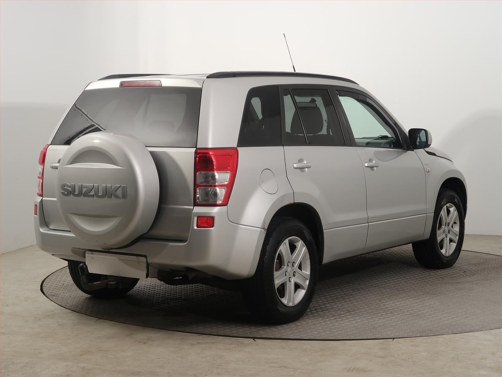Suzuki Grand Vitara, 1.9 DDiS, 4X4, po STK, Tažné - fotka 5