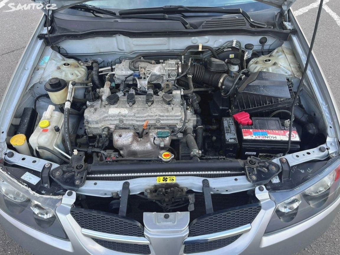 Nissan Almera, Nissan Almera 1.5i - fotka 2
