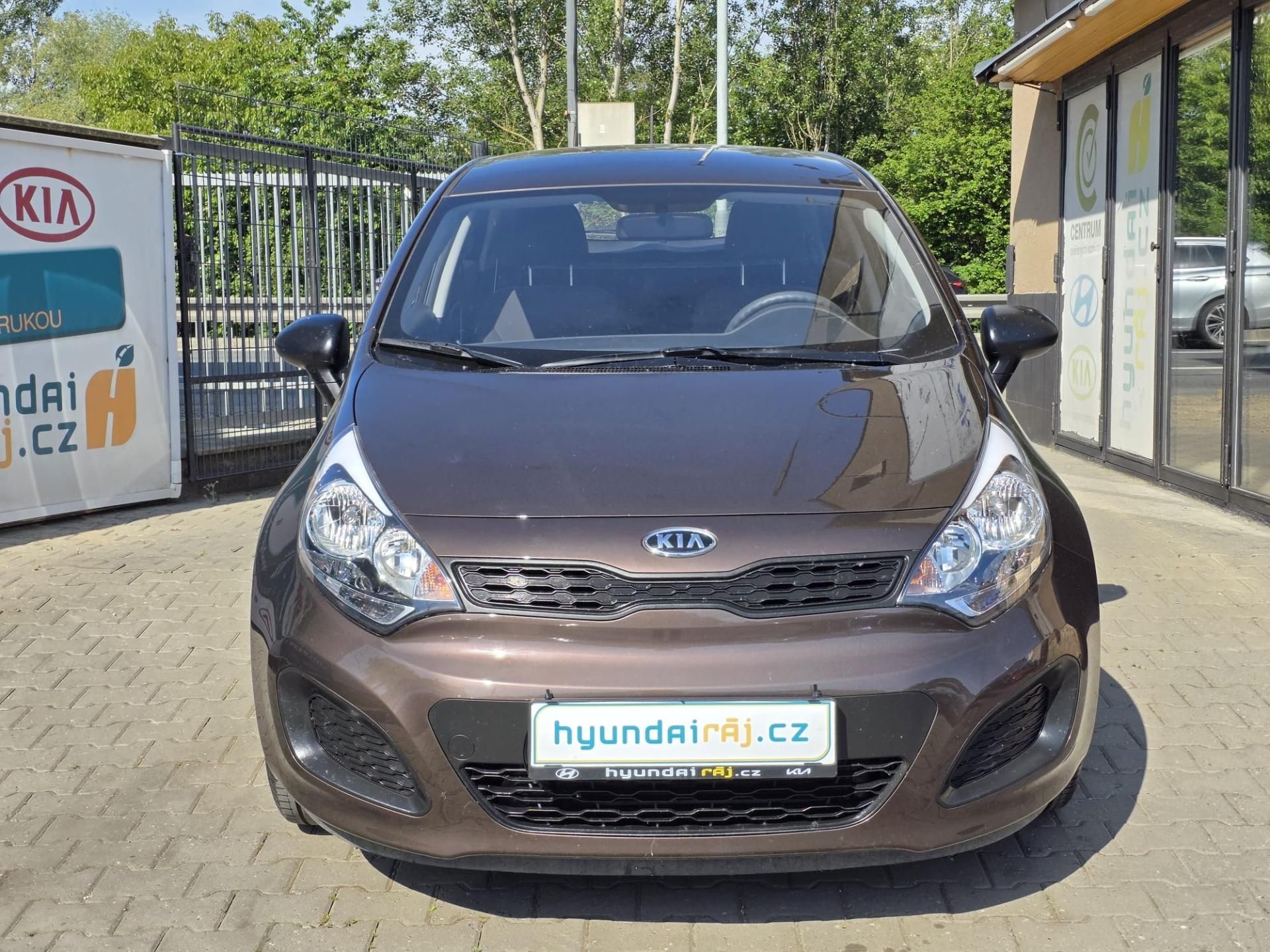 Kia Rio, 1.4-1MAJITEL-SERVISOVÁNO-KLIMA - fotka 2