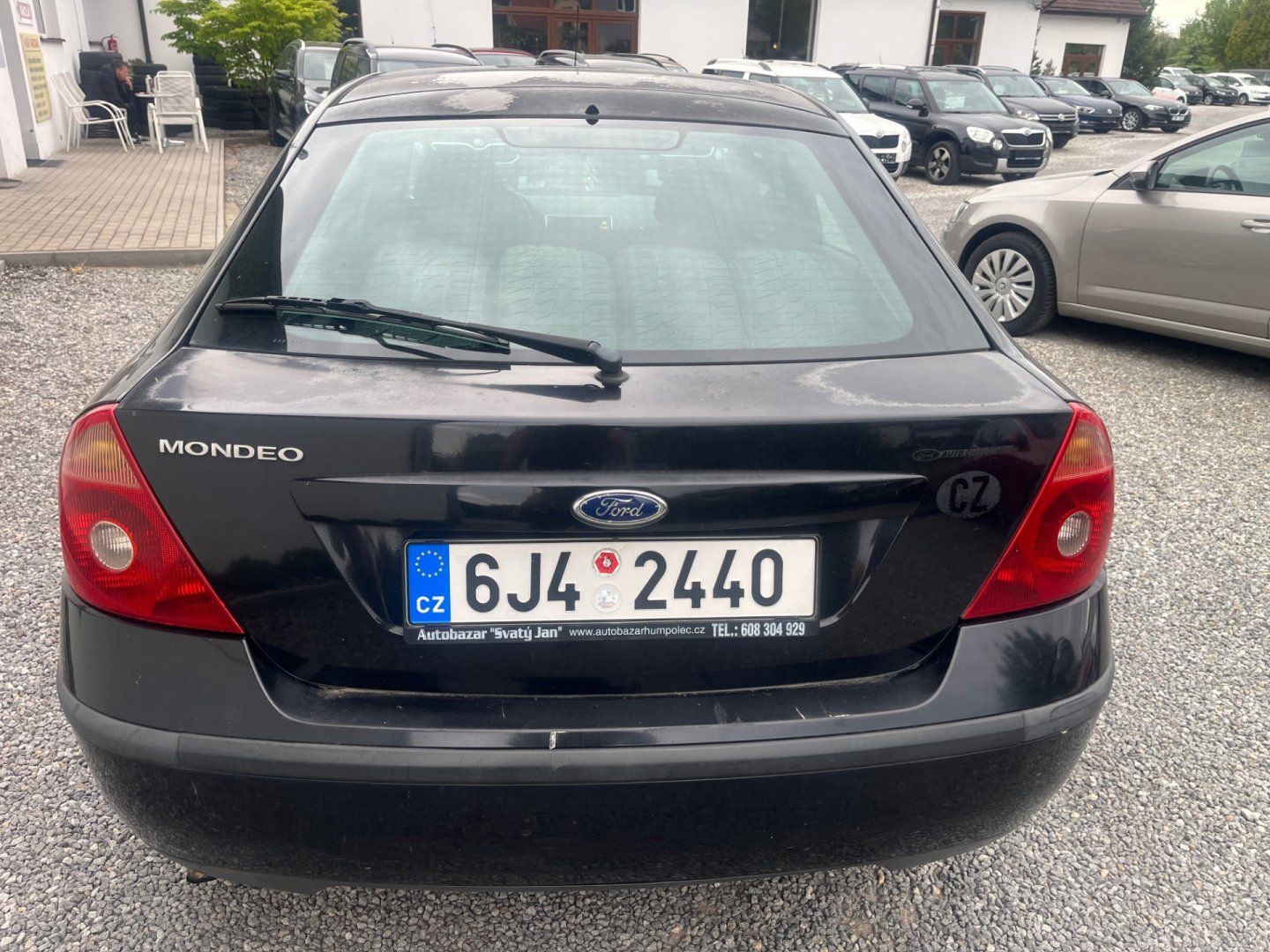 Ford Mondeo, 2.0 i Nová STK - fotka 3