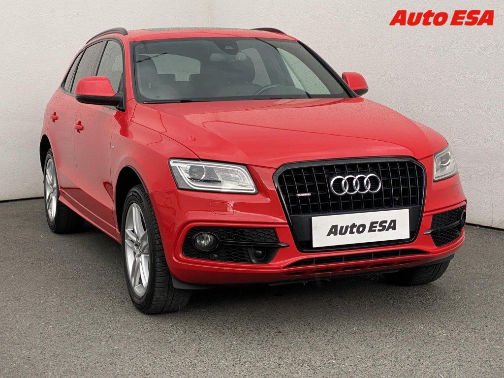 Audi Q5, 3.0Tdi Quattro,servis.kniha