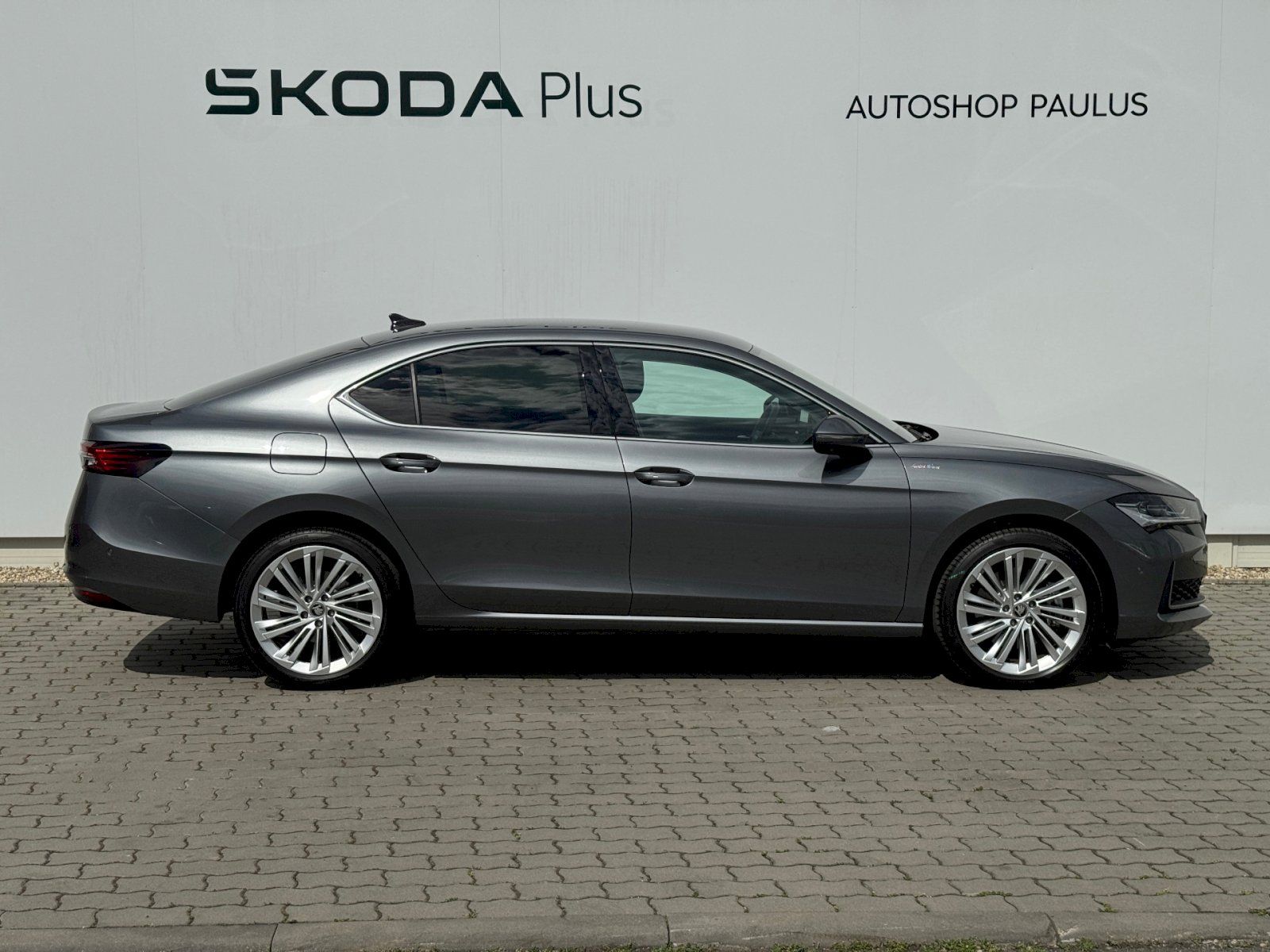 Škoda Superb, SUPERB L K 2.0 TDI 142 kW 4x4 - fotka 3