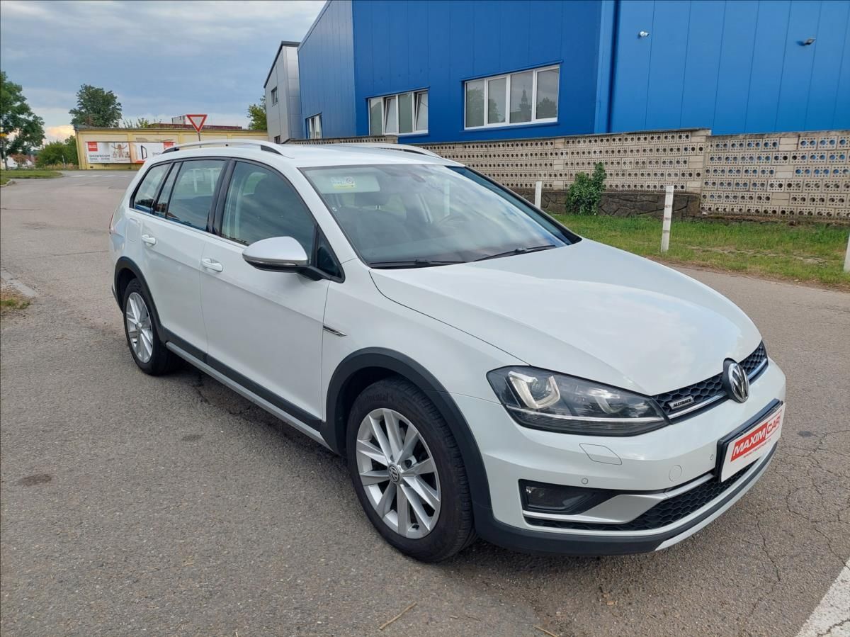 Volkswagen Golf, 2,0 TDi Alltrack 4motion - fotka 3