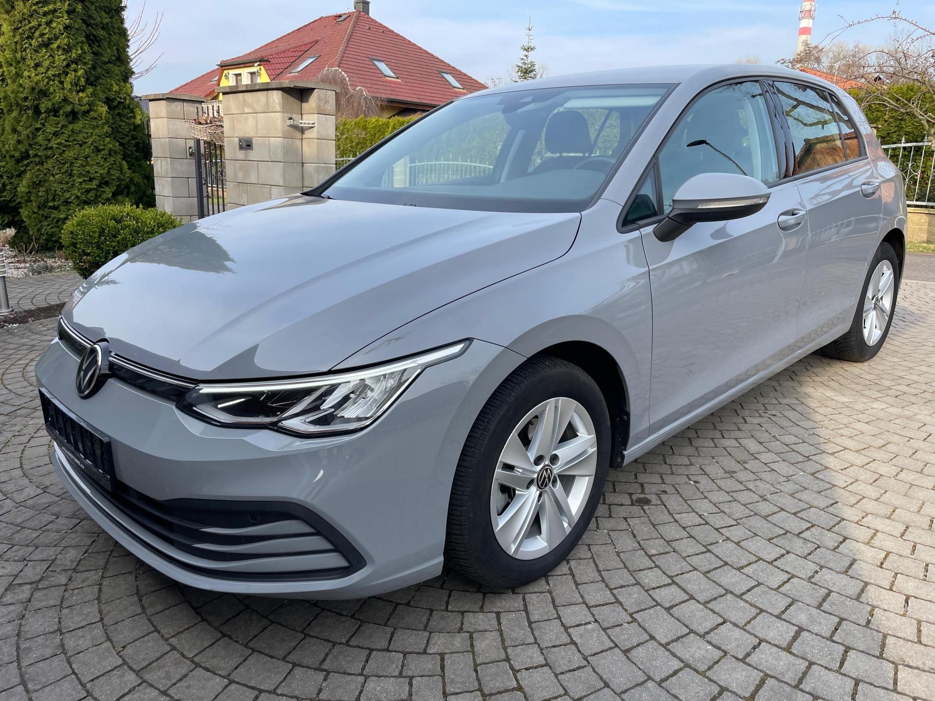 Volkswagen Golf, VIII 1,0TSI