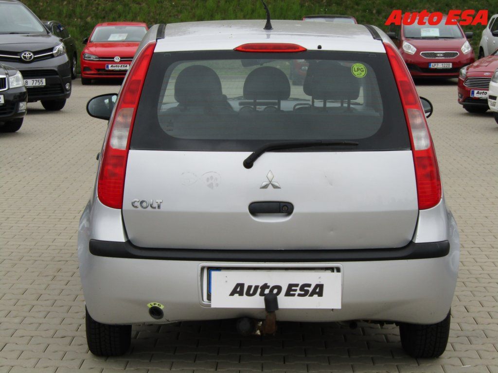 Mitsubishi Colt, 1.2i,tažné - fotka 5