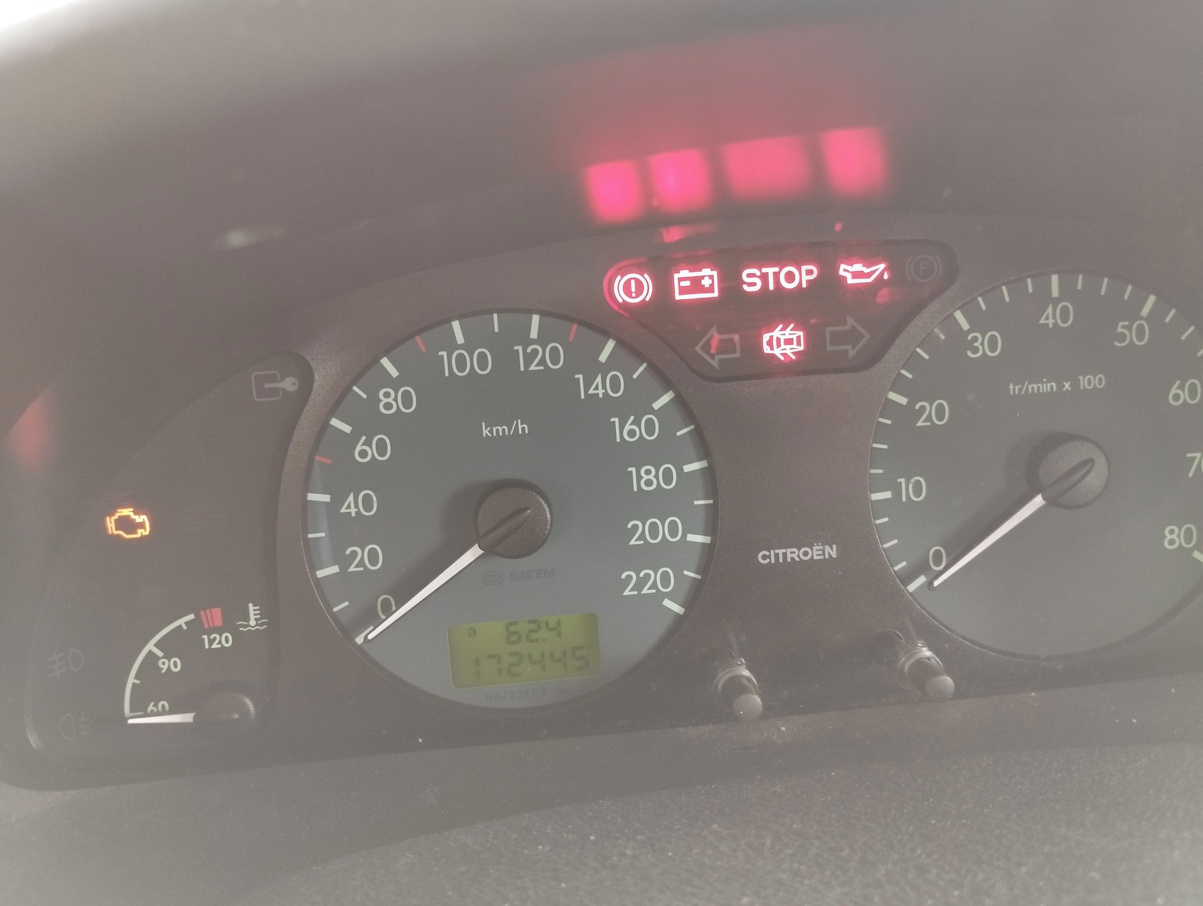 Citroën Xsara, Citroen Xsara za pár kaček - fotka 4