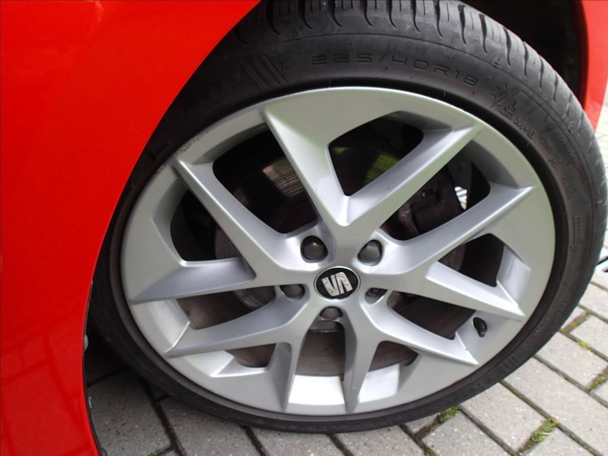 Seat Leon, 2,0 TDi, Dsg, FR, ČR - fotka 6