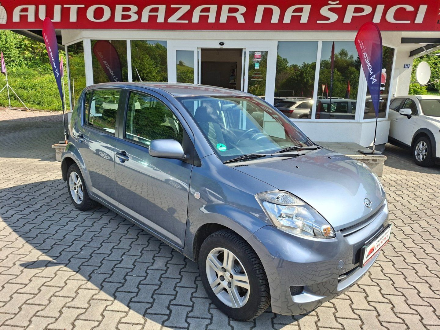 Daihatsu Sirion, 1.3i 67kW AUT 4WD - fotka 2