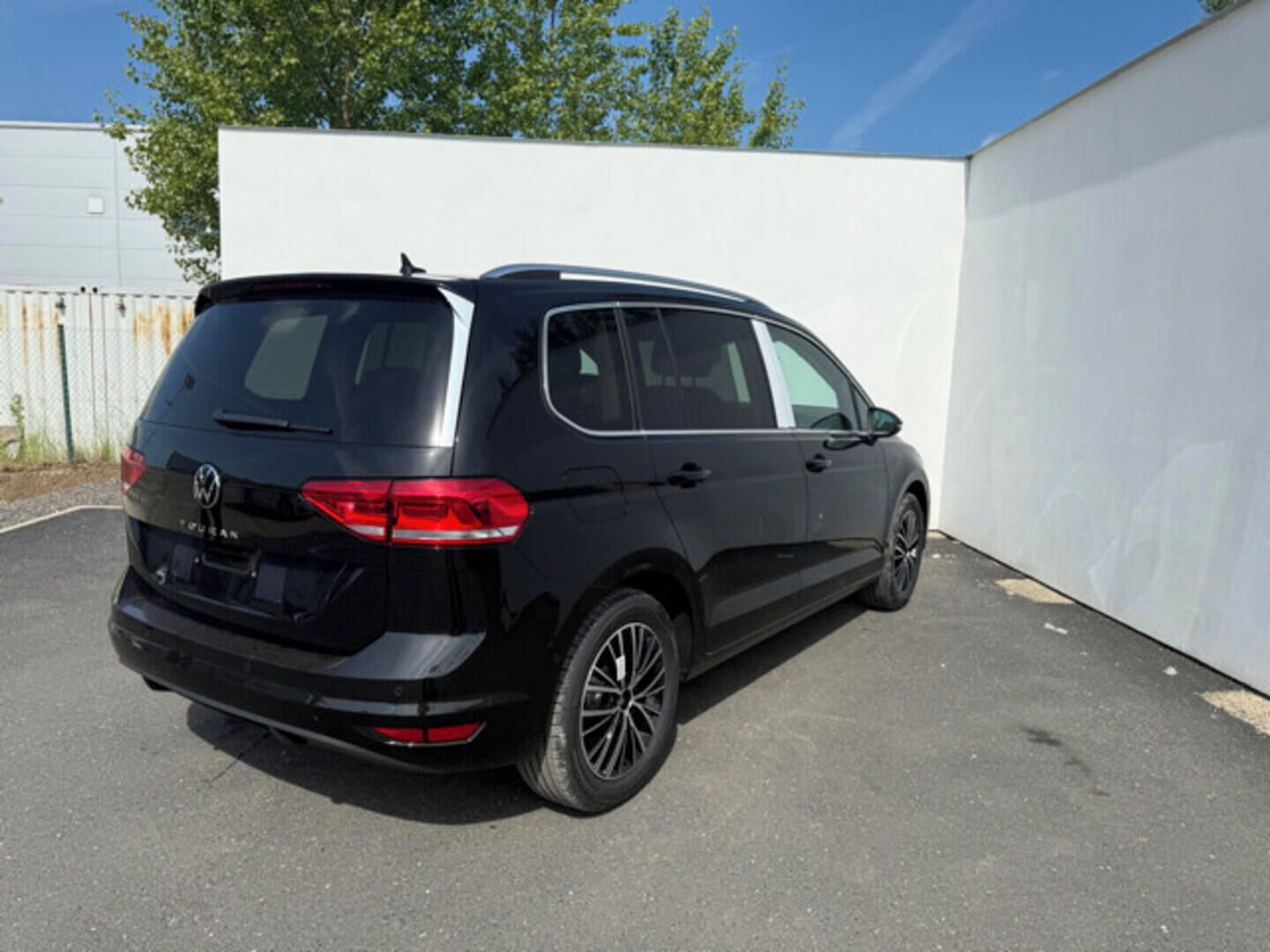 Volkswagen Touran, People 1,5 TSI EVO2 7DSG 110 k - fotka 6