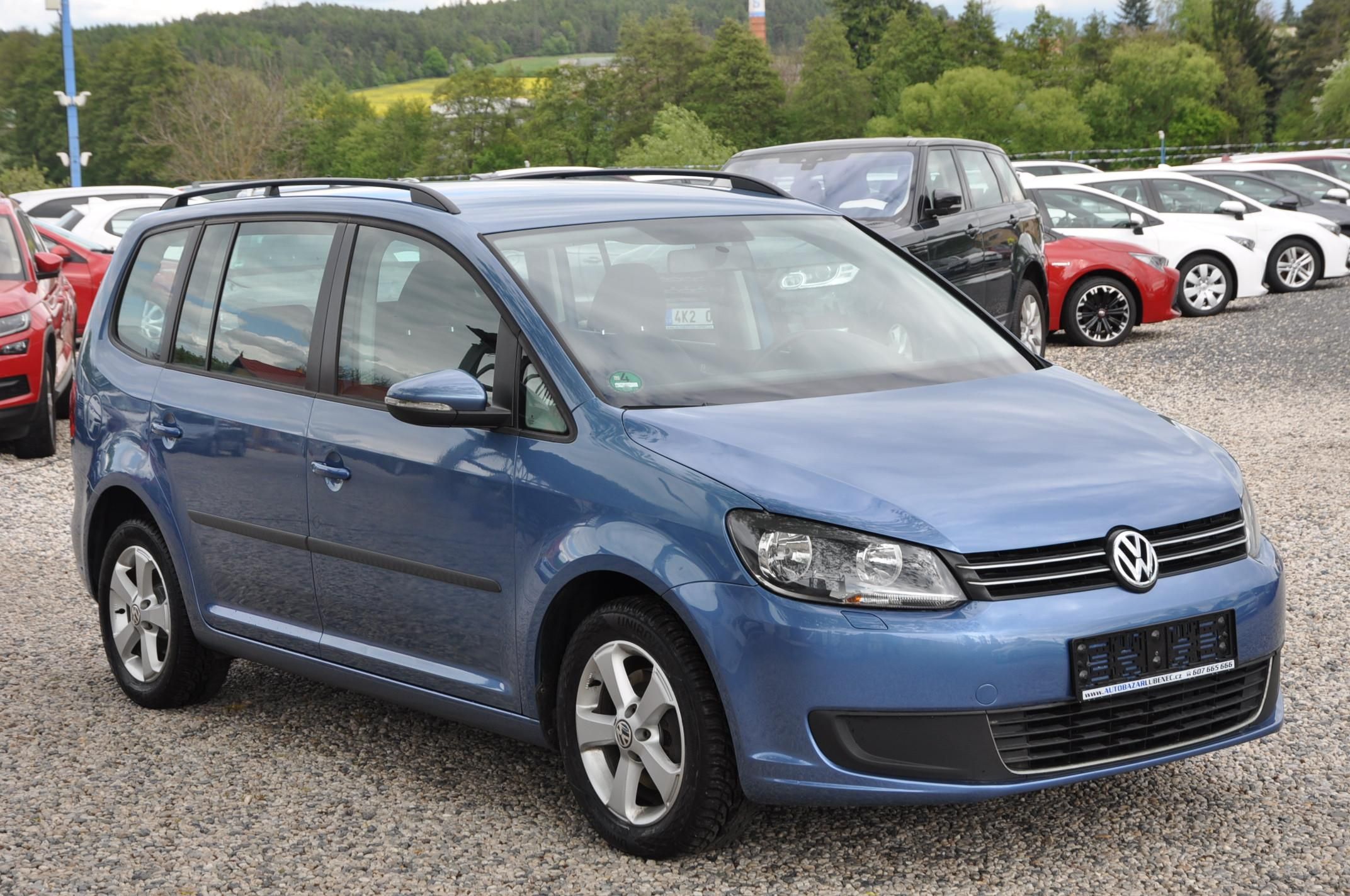 Volkswagen Touran, 1.6TDi 77kW 7.míst - fotka 2