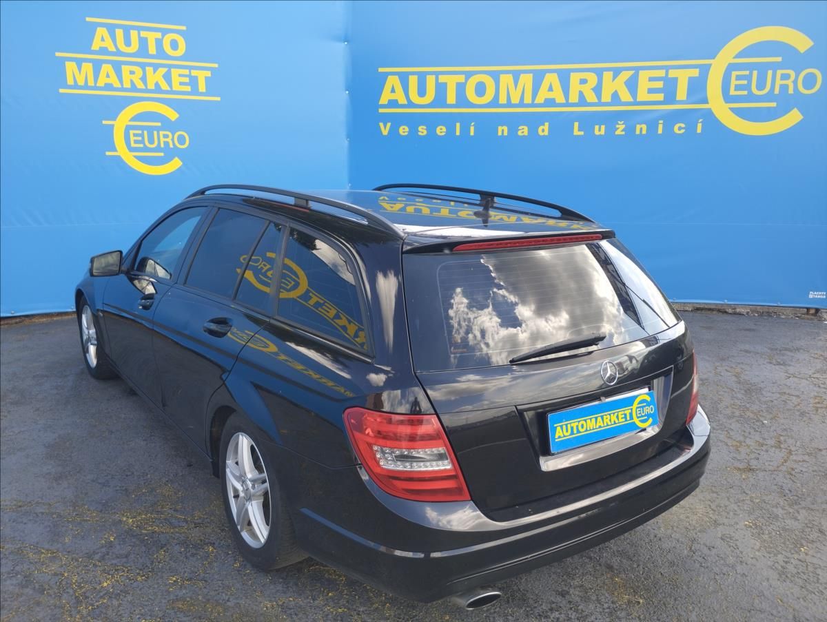 Mercedes-Benz Třídy C, 2,1 2.2 CDi 150KW - fotka 5