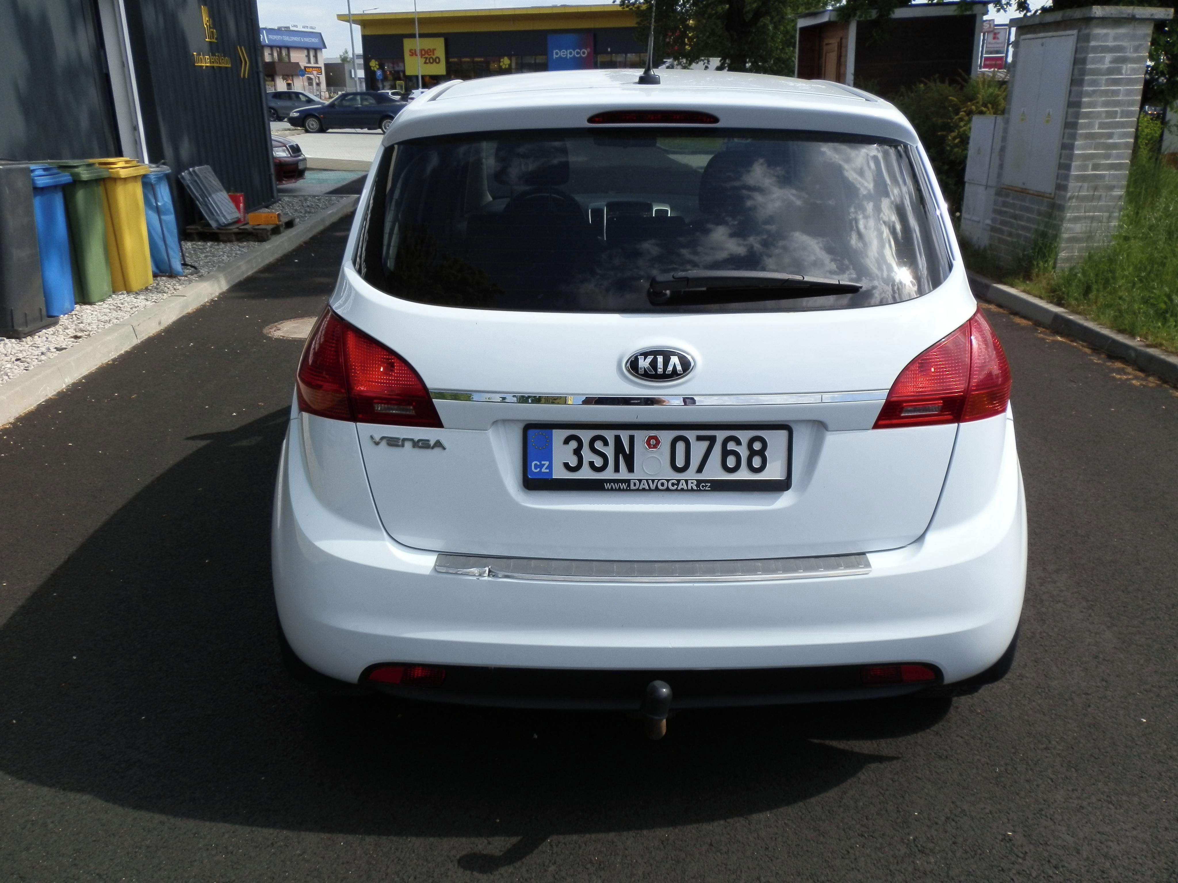 Kia Venga, 1,4i CVVT, ČR, SERVIS.KN. - fotka 6