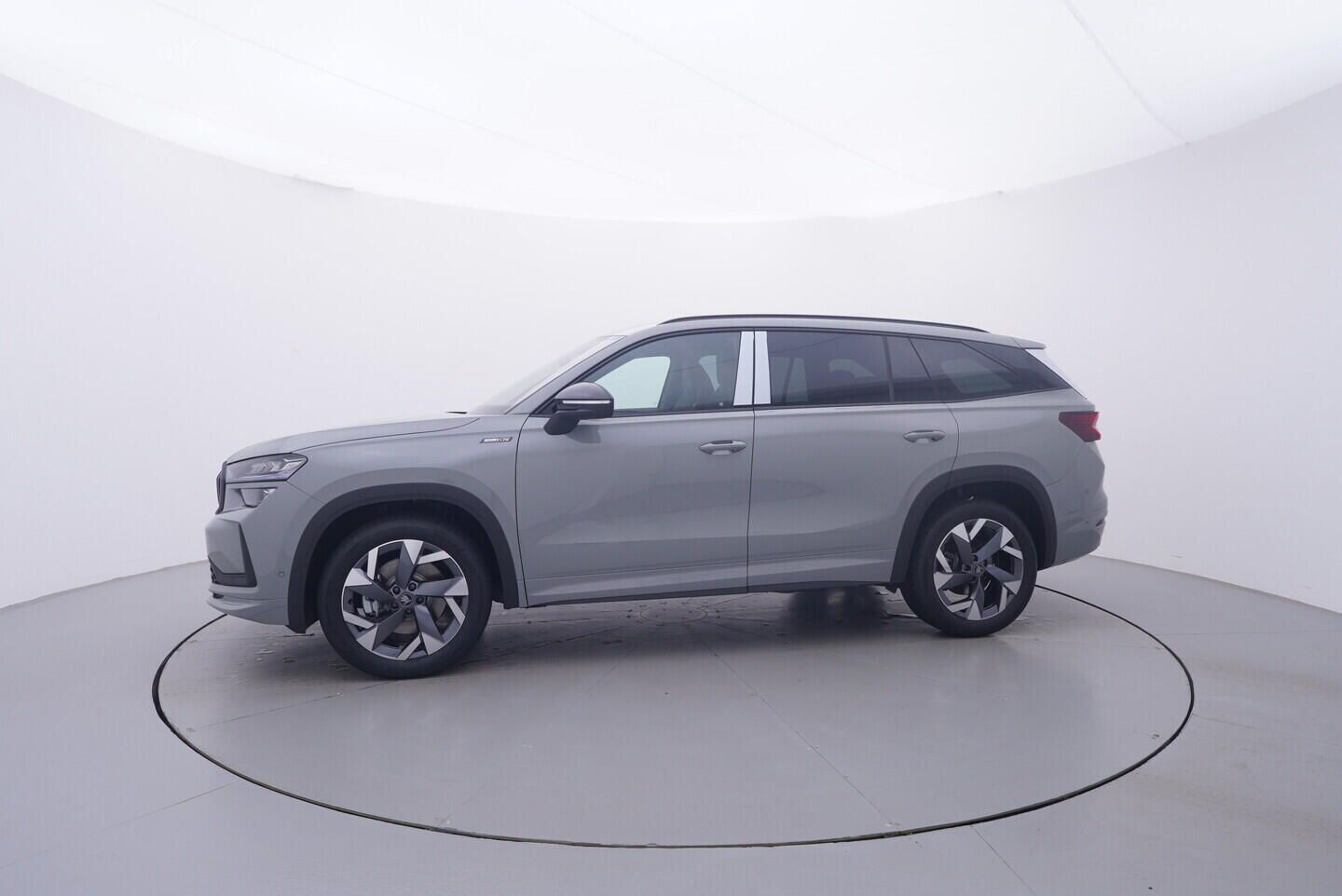 Škoda Kodiaq, Sportline 2.0 TDI 4x4 142 kW - fotka 2