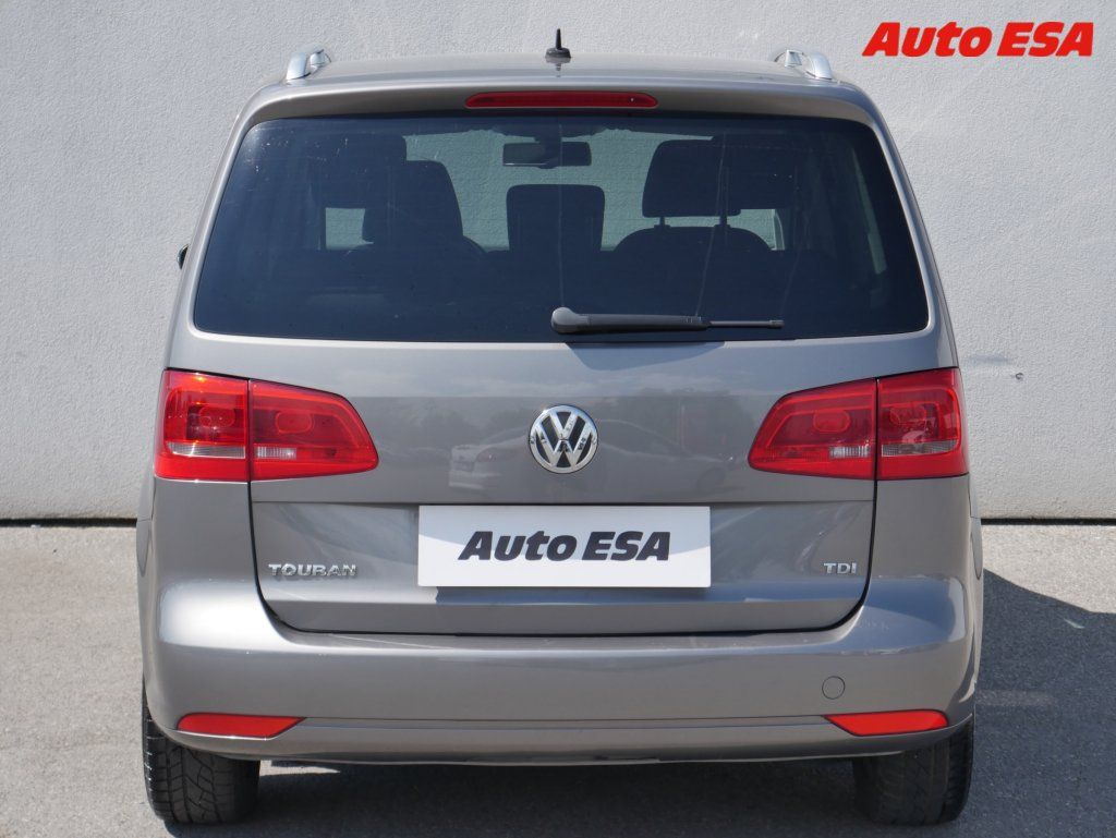 Volkswagen Touran, 1.6 TDi,Comfortline,AT - fotka 5