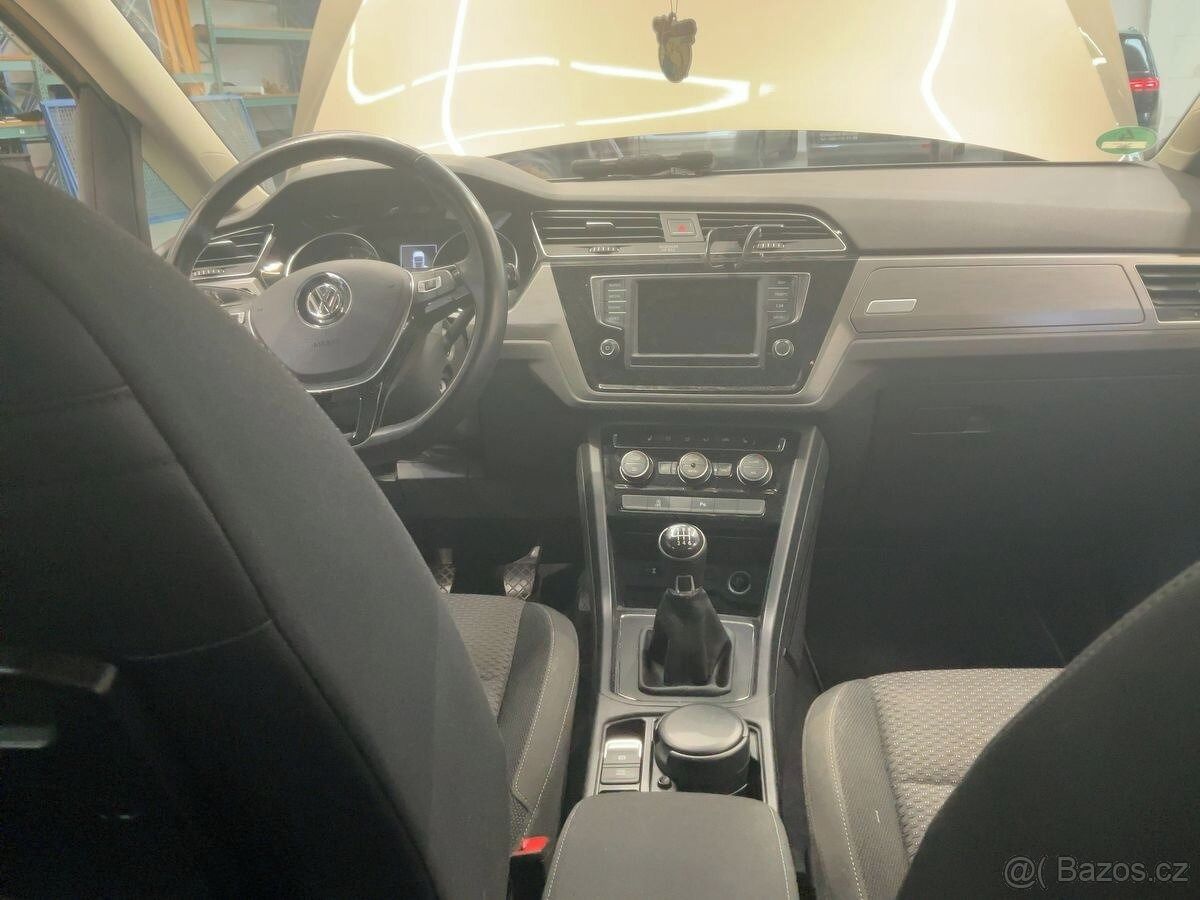 Volkswagen Touran, 1.4Tsi 110KW 7-MÍST PĚKNÁvýbav - fotka 3