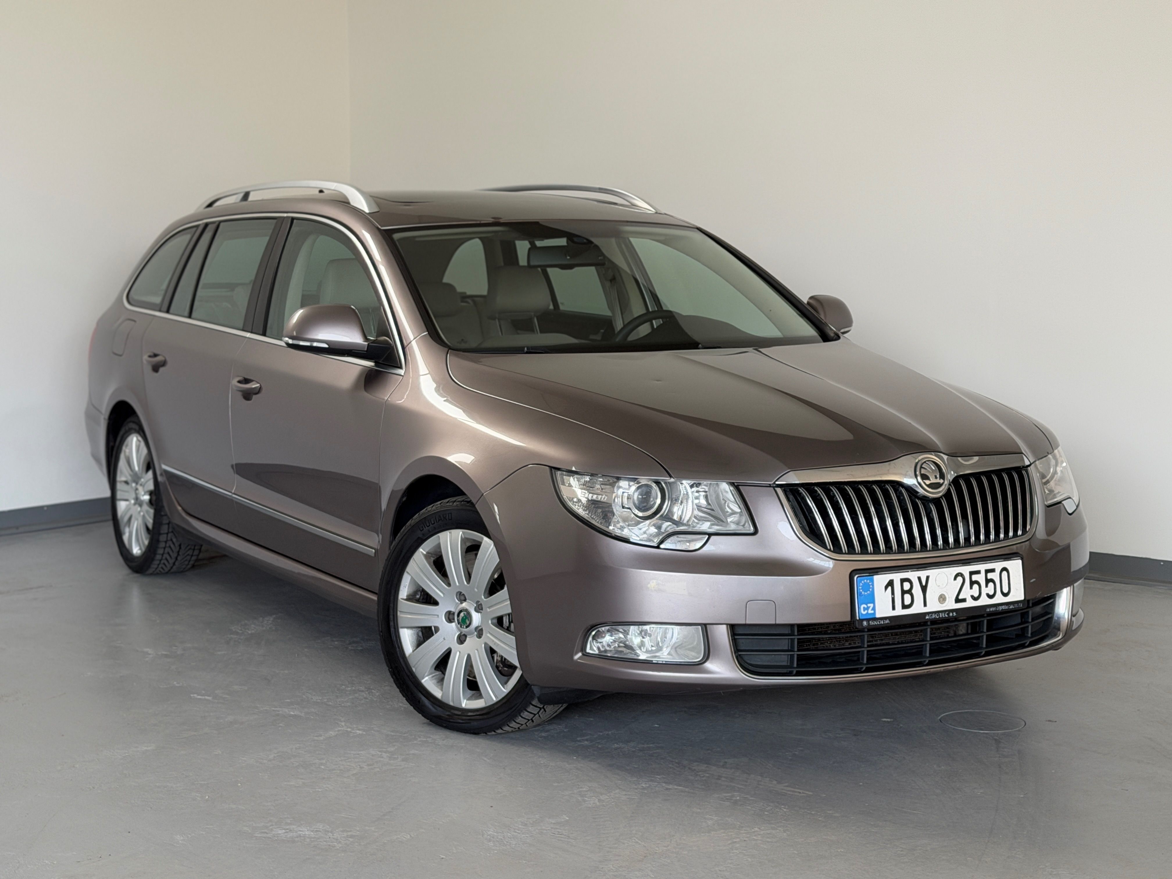 Škoda Superb, V6 3.6 FSI 4x4 DSG 191kw