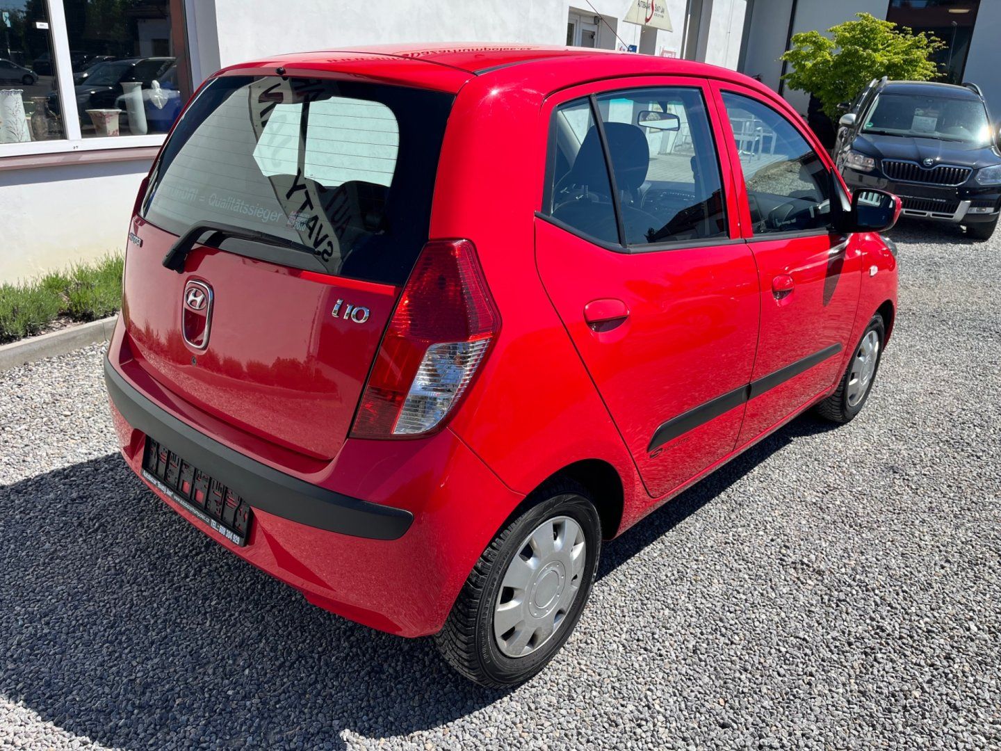 Hyundai i10, 1.1 i Velmi pěkný - fotka 2
