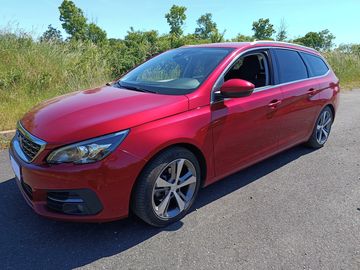 ALLURE 1.5 BlueHDi 130, MAN6