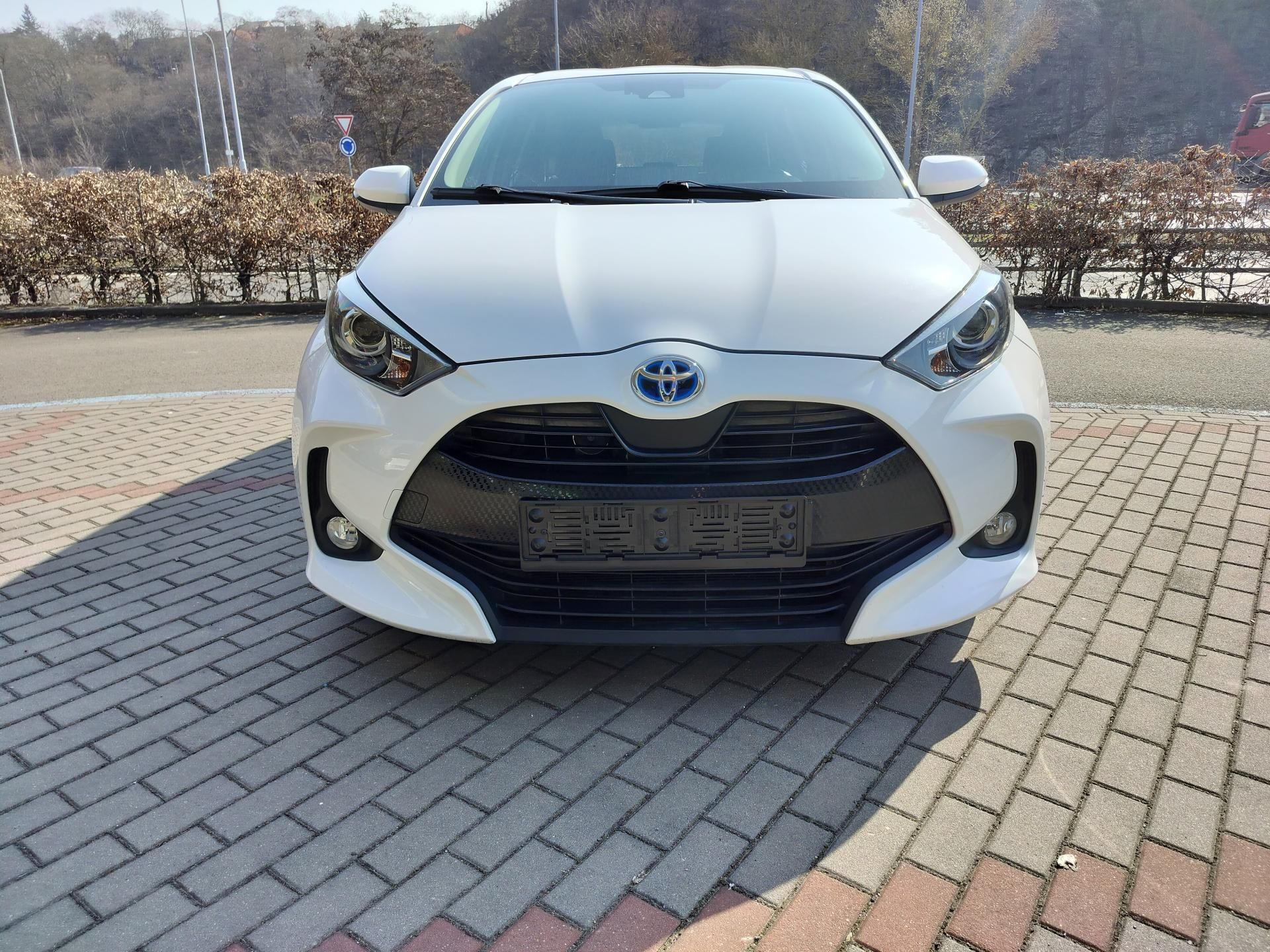 Toyota Yaris, 1.5 VVT-i Hybrid - fotka 2