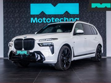 xDrive40d, Vzduch, 360°, HUD