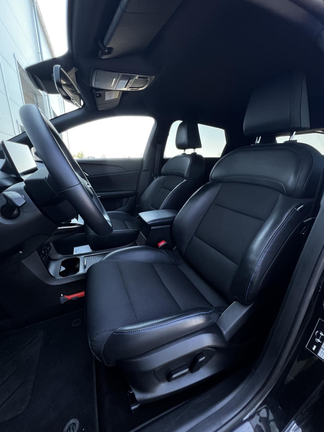 MG MG4, 150kW 64kWh LUXURY 1.Maj DPH - fotka 6