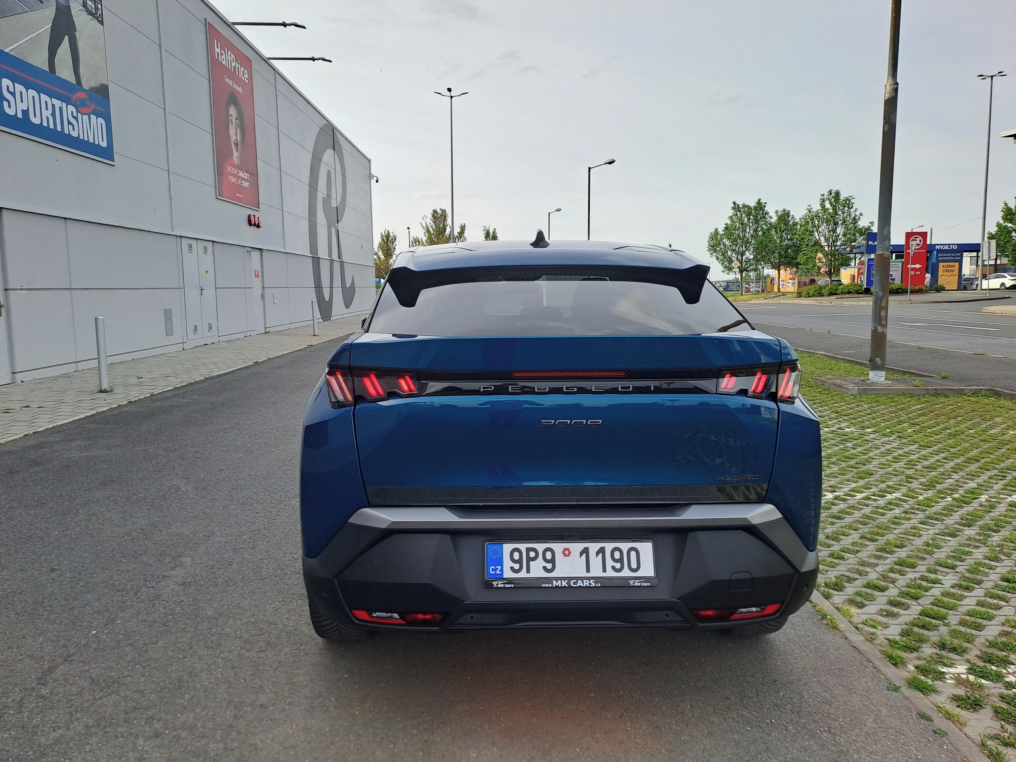 Peugeot 3008, ALLURE HYBRID EXTRA-STAV NOVÉ - fotka 6