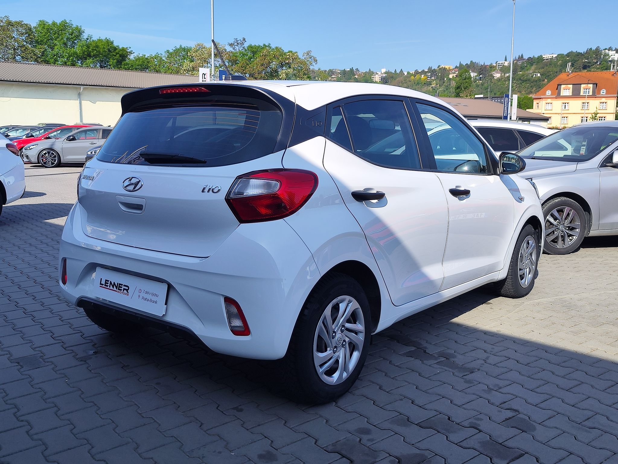 Hyundai i10, 1.0i/49kW Comfort AMT - fotka 5