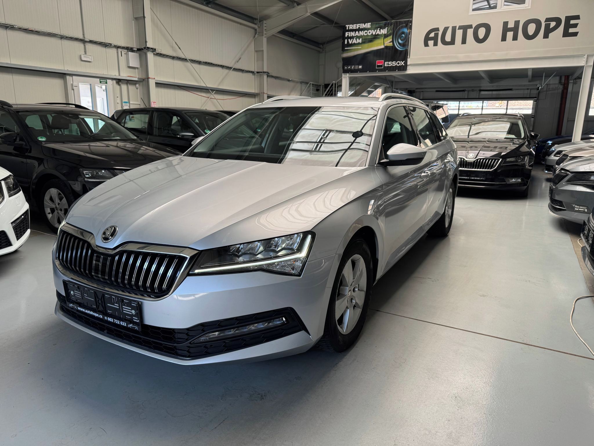 Škoda Superb, combi 1.5 TSI Ambition - fotka 3