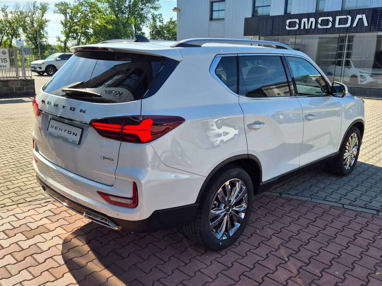 SsangYong Rexton, 2.2 PREMIUM 4WD AT,SKLADEM - fotka 5