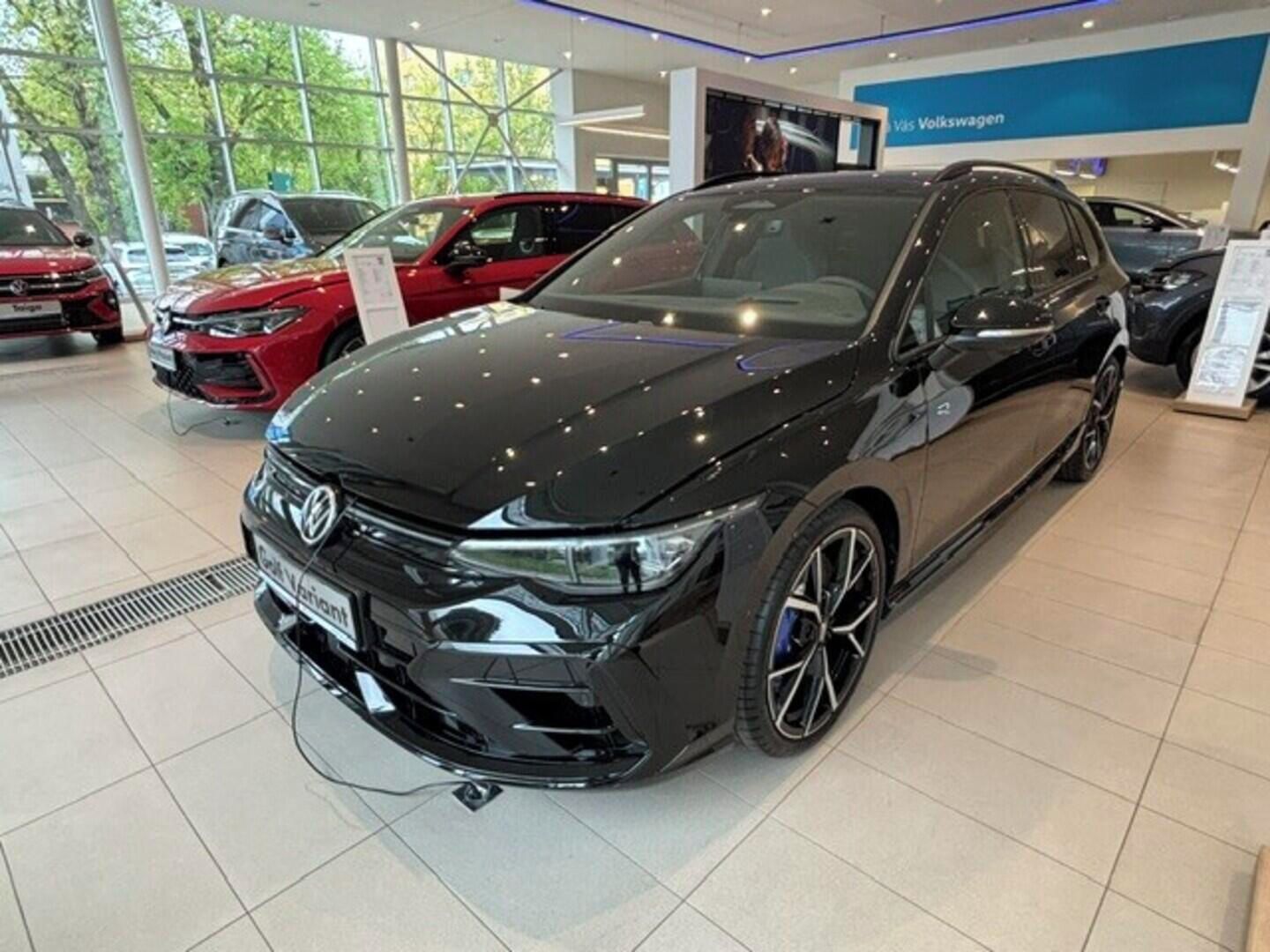 Volkswagen Golf Variant, R 2,0 TSI 245 kW 4M 7DSG 2,0 2