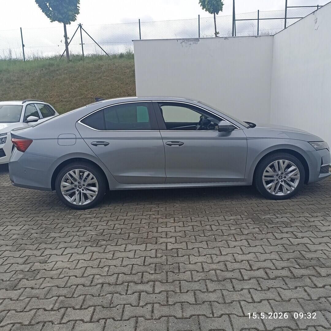 Škoda Octavia, Exclusive Selection 2,0 TDI 11 - fotka 5