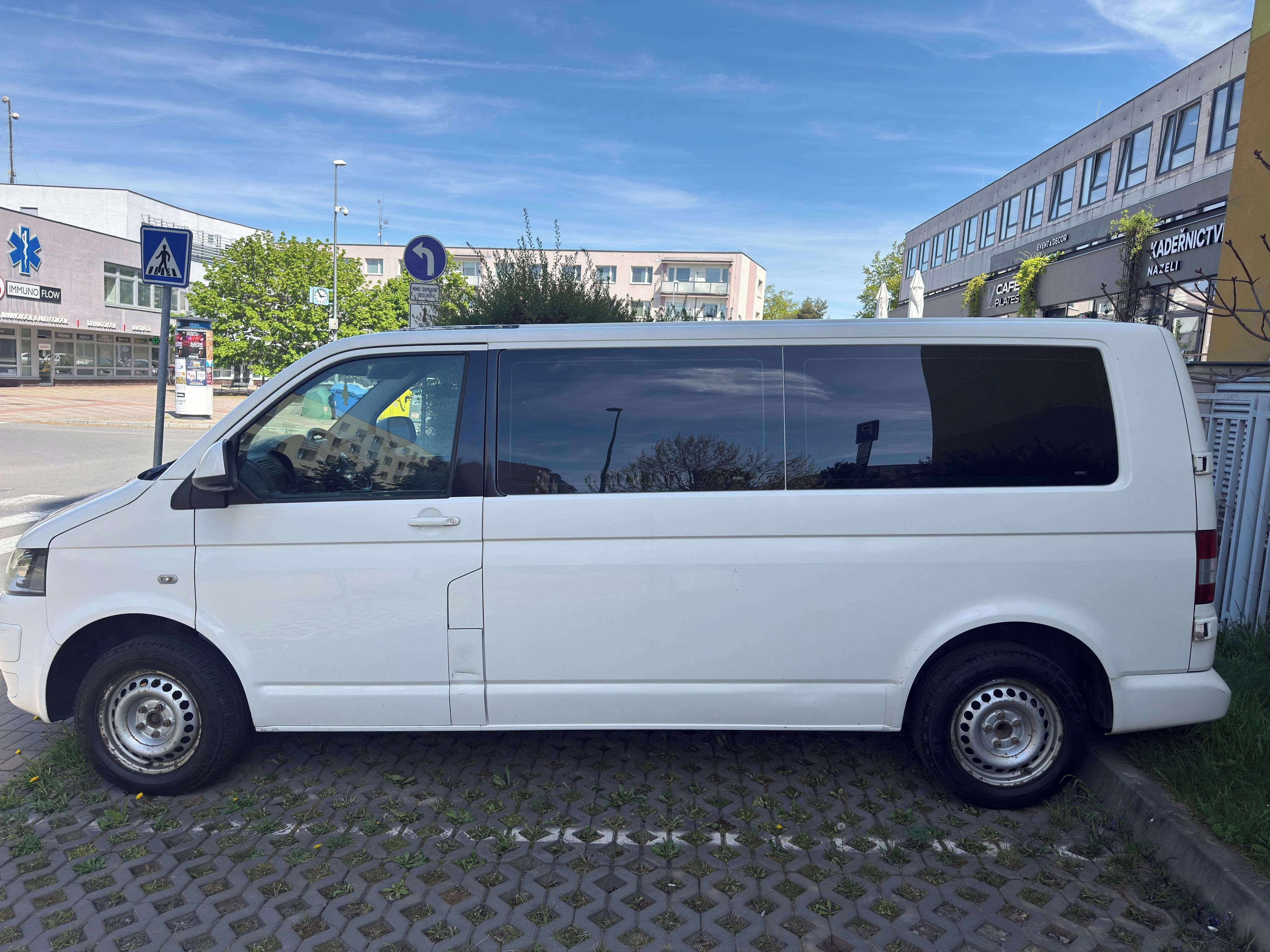 Volkswagen Transporter, 2.0 TDI, r.v 2014,–servisovaný - fotka 4