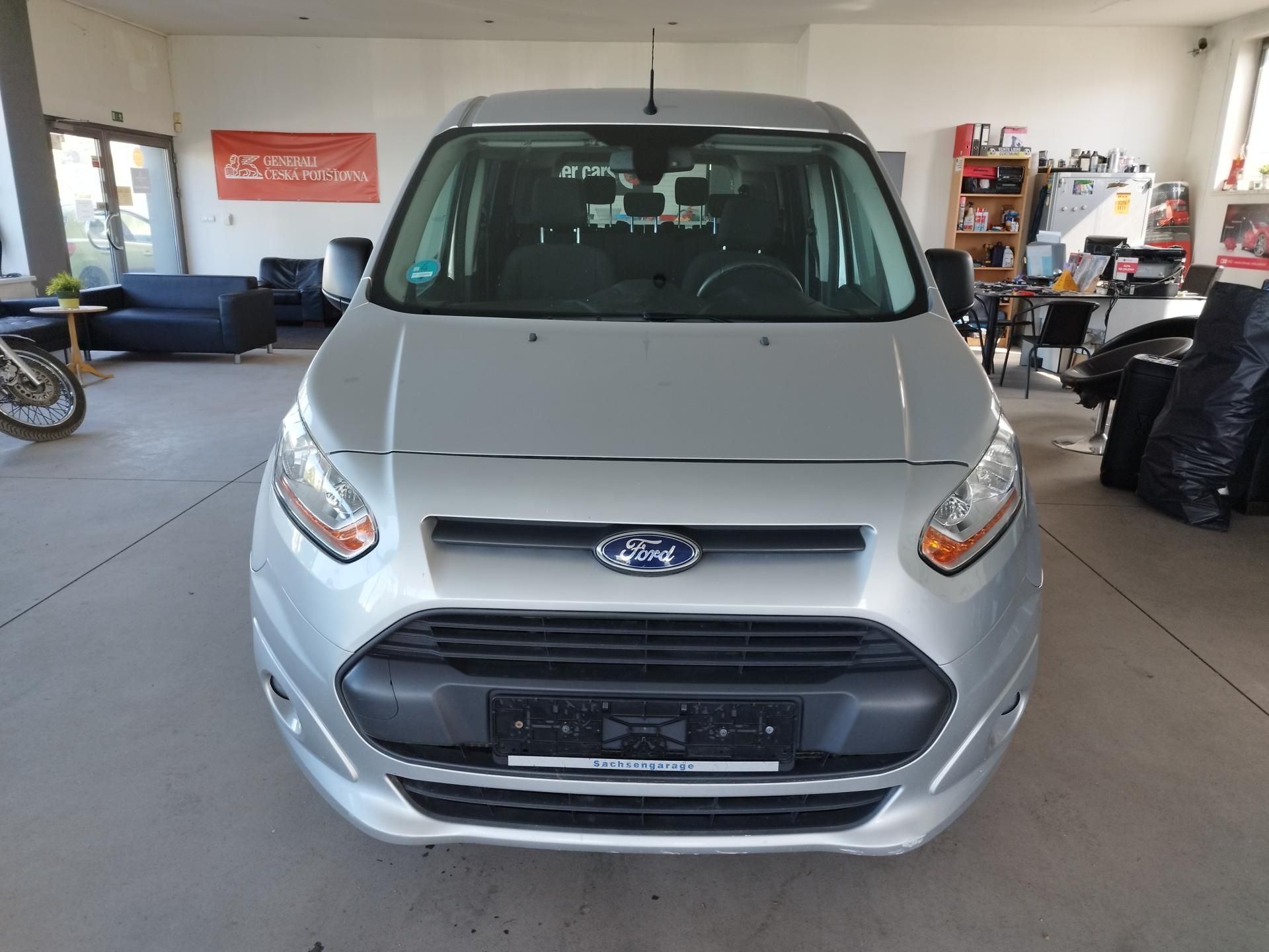 Ford Tourneo Connect, 1.6TDCI,85kW,7-MÍST - fotka 2