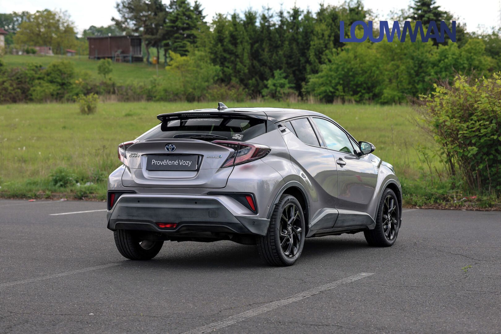 Toyota C-HR, Hybrid 1.8 VVT-i Dynamic - fotka 2