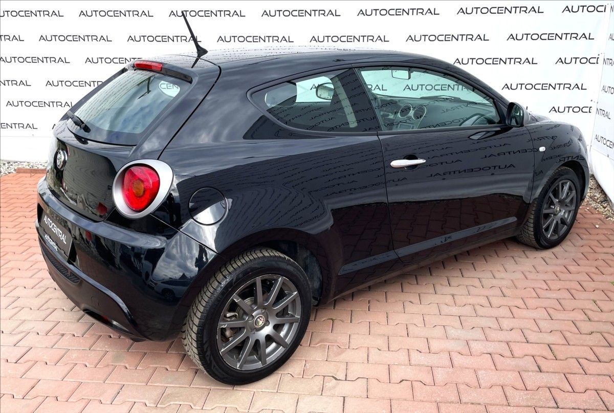 Alfa Romeo MiTo, 1,4 i,77kW,Po servisu - fotka 4