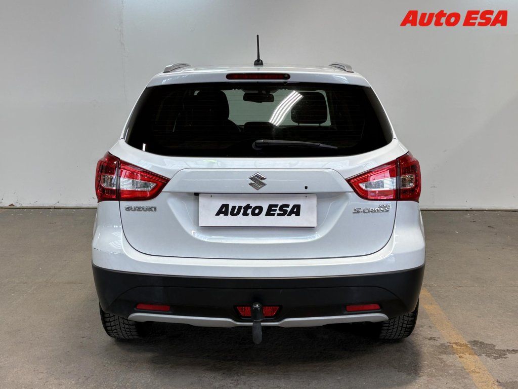 Suzuki S-Cross, 1.4T,1.maj,ČR,digiklima - fotka 5