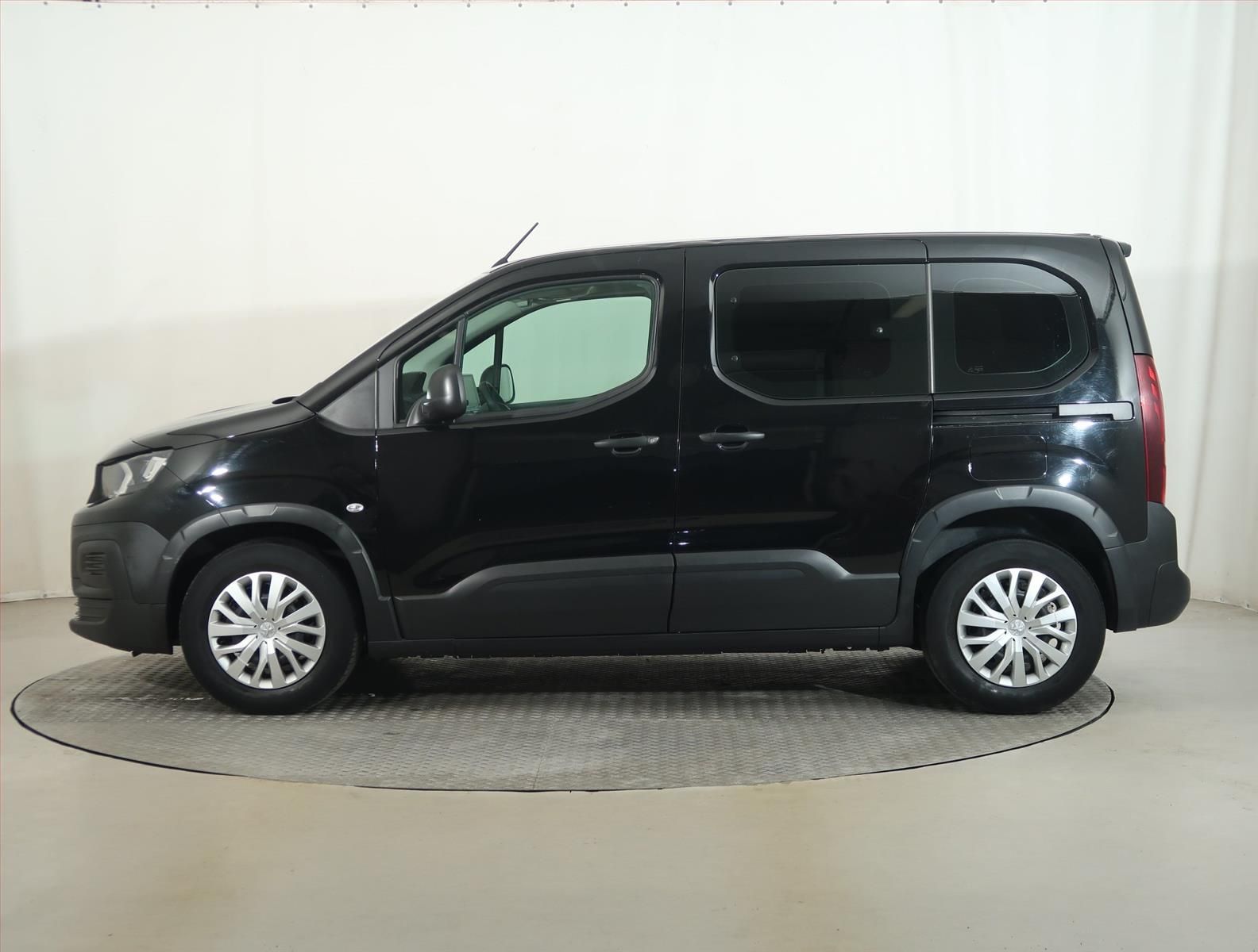 Peugeot Rifter, 1.2 PureTech, 5Míst, Klima, ČR - fotka 3