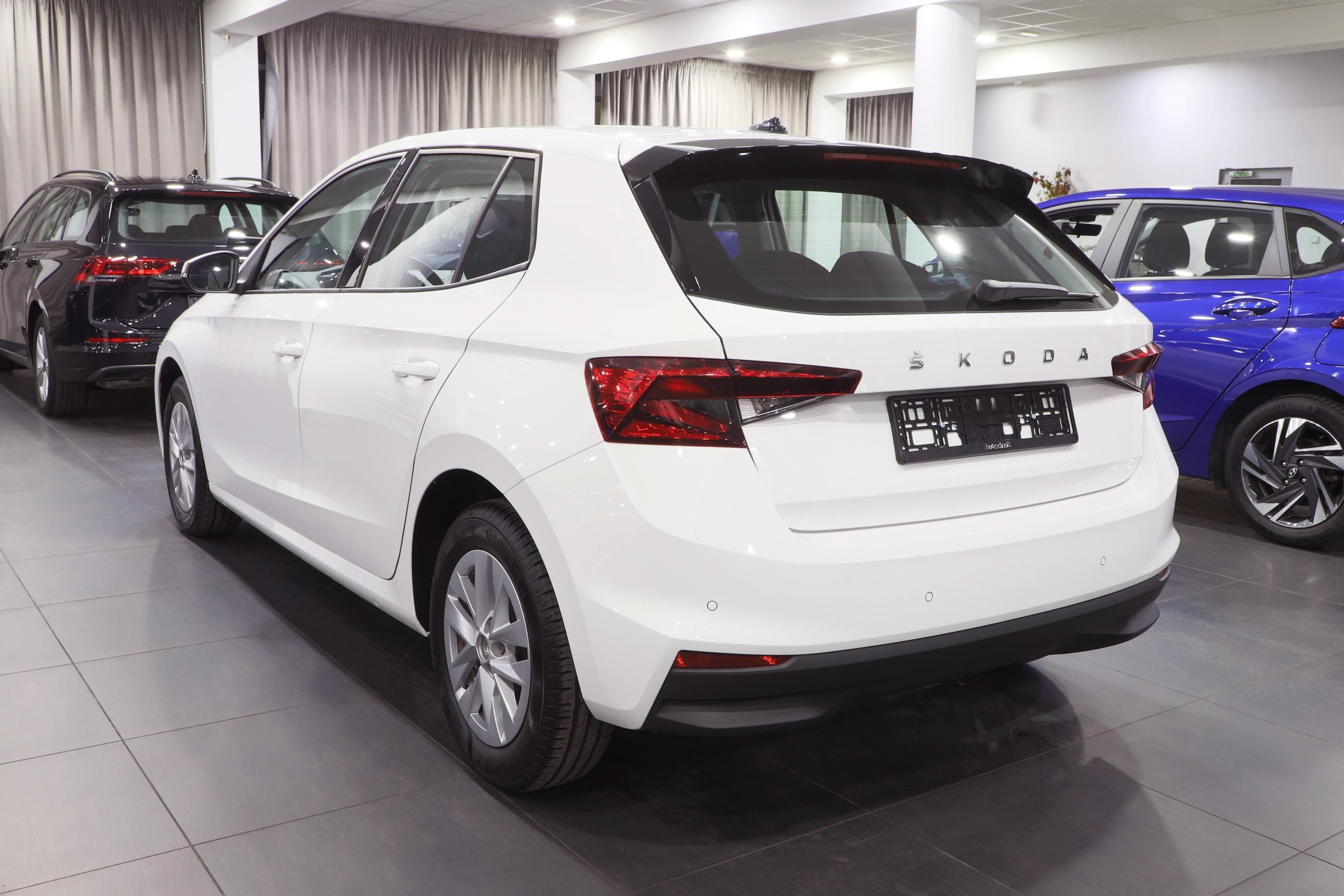 Škoda Fabia, Fabia 1.0 MPI 59kW / ALU 15'' - fotka 4